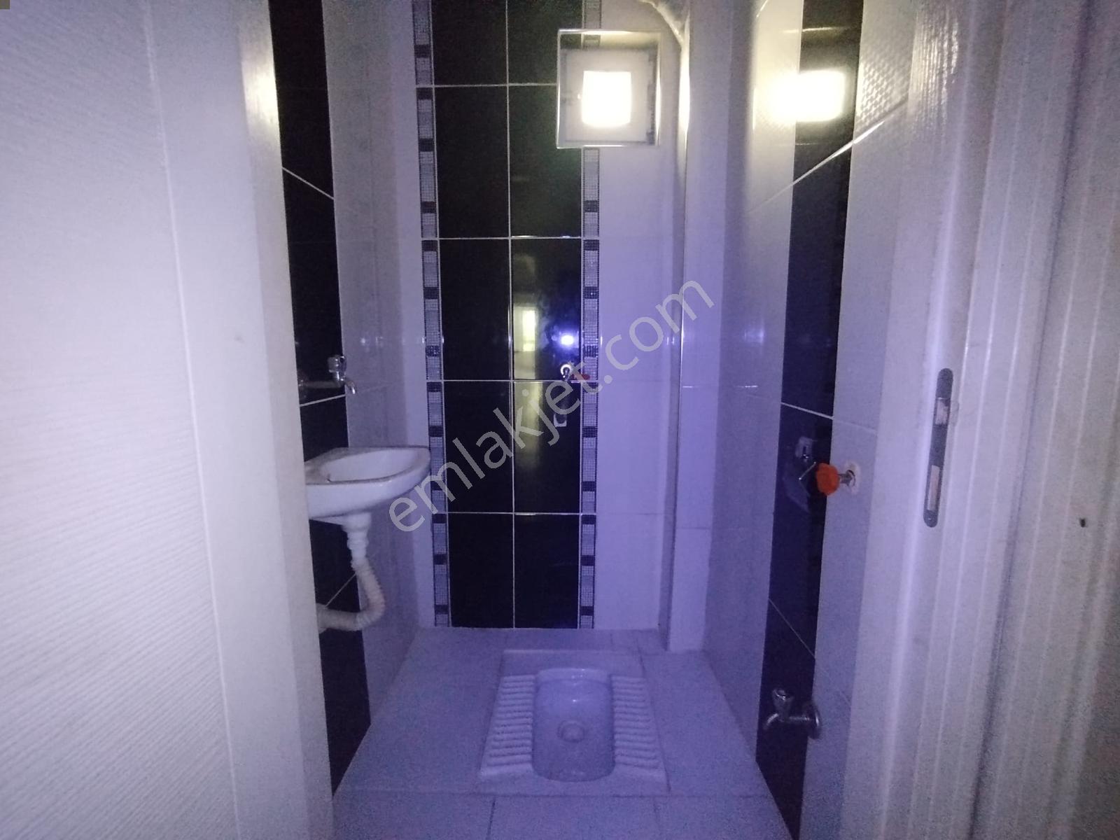 Ataparkta Ovacık Yakını İskanlı Yapılı 3+1 Fırsat Daire — fotoğraf 26