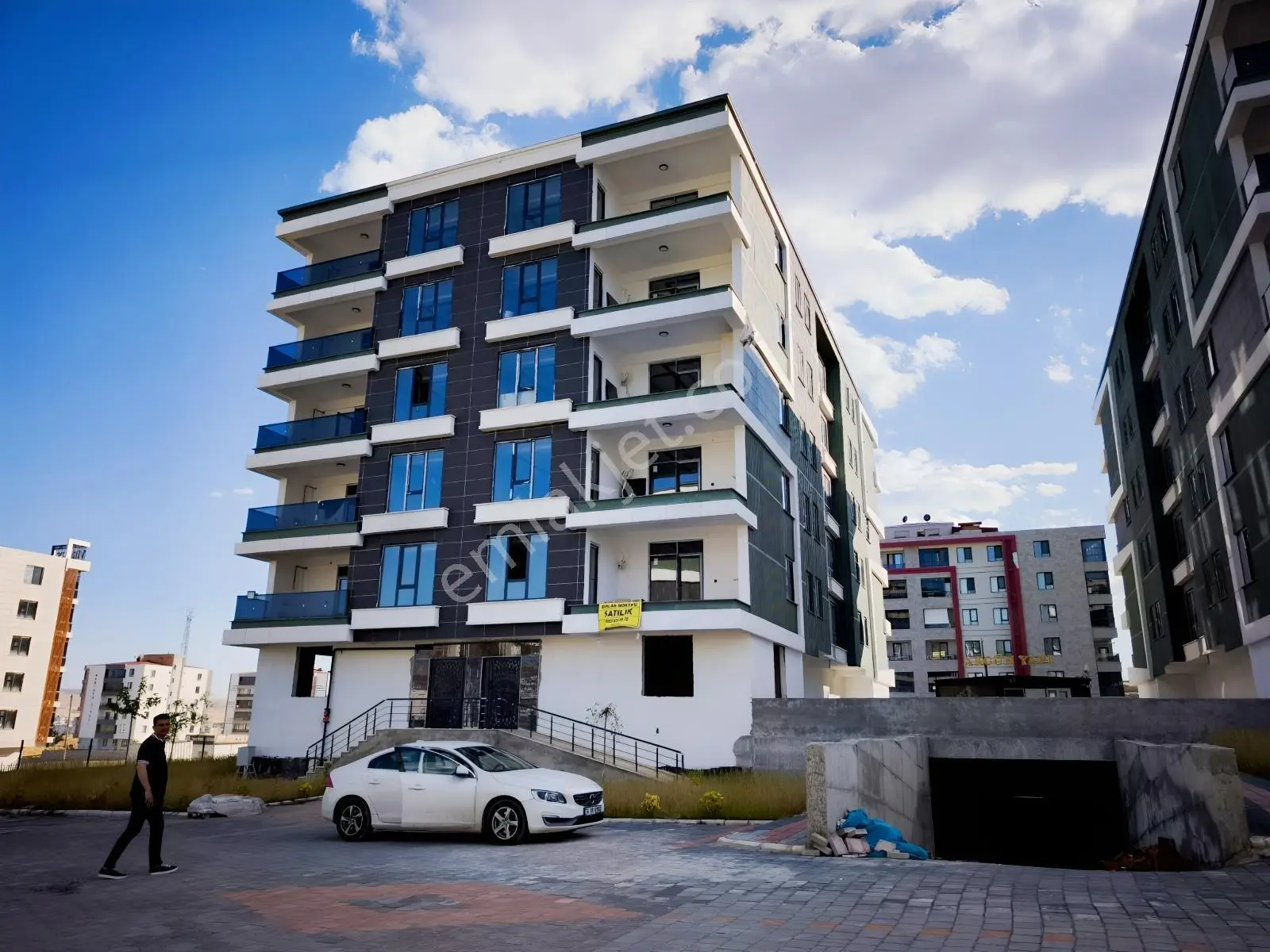 Emlak 72'den Çamlıtepe'de Satılık Lüks 3+1 Daire — fotoğraf 3