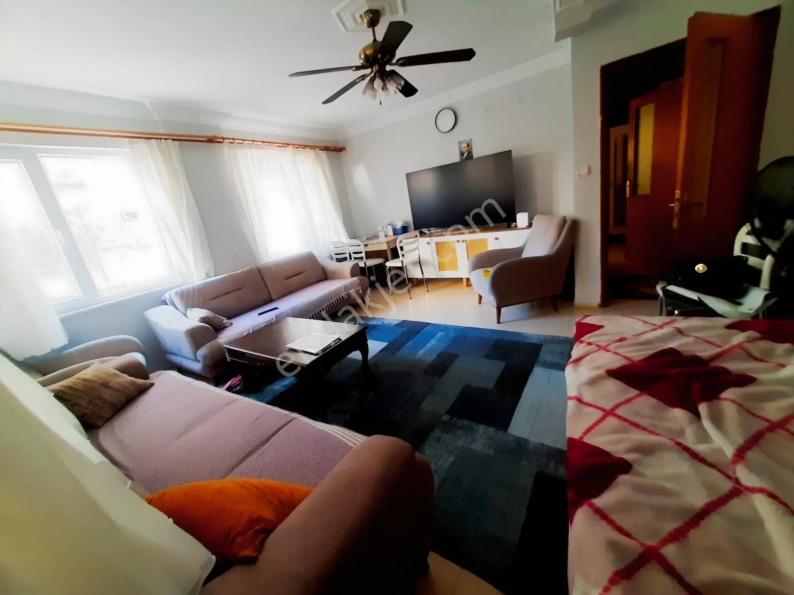 Ayvalık, 150 Evler'de 2+1 Satılık Bahçe Katı — fotoğraf 2