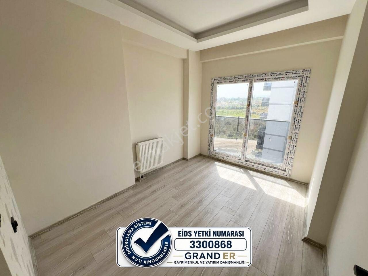 Mezitli Davultepede 2+1, 3 Cepheli, 2 Banyolu, Havuzlu Sitede — fotoğraf 9