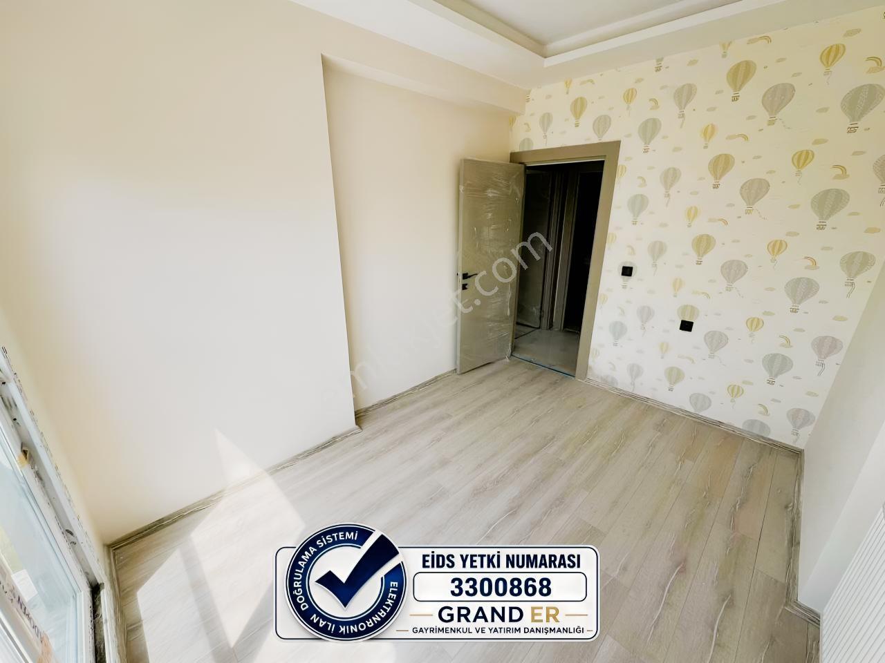 Mezitli Davultepede 2+1, 3 Cepheli, 2 Banyolu, Havuzlu Sitede — fotoğraf 14
