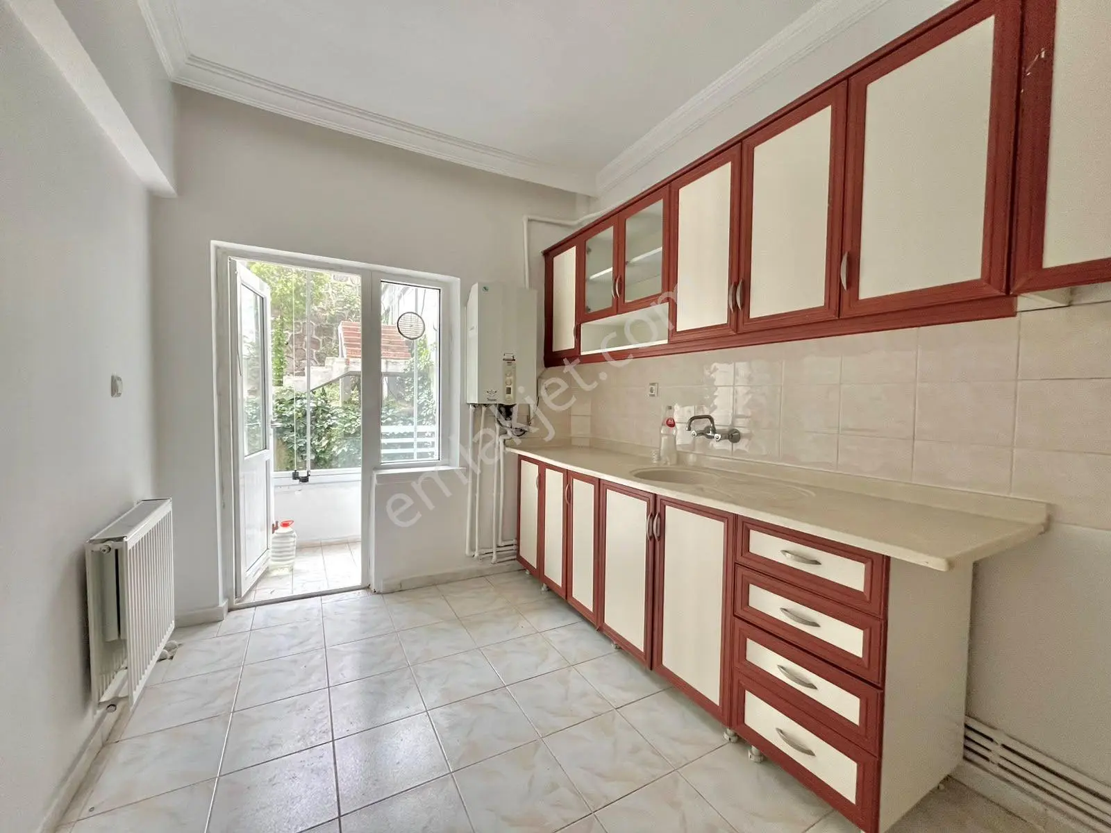 ***nasip'ten Satıllık 3+1 Site İçersinde Uygun Fiyatlı Daire*** — fotoğraf 3