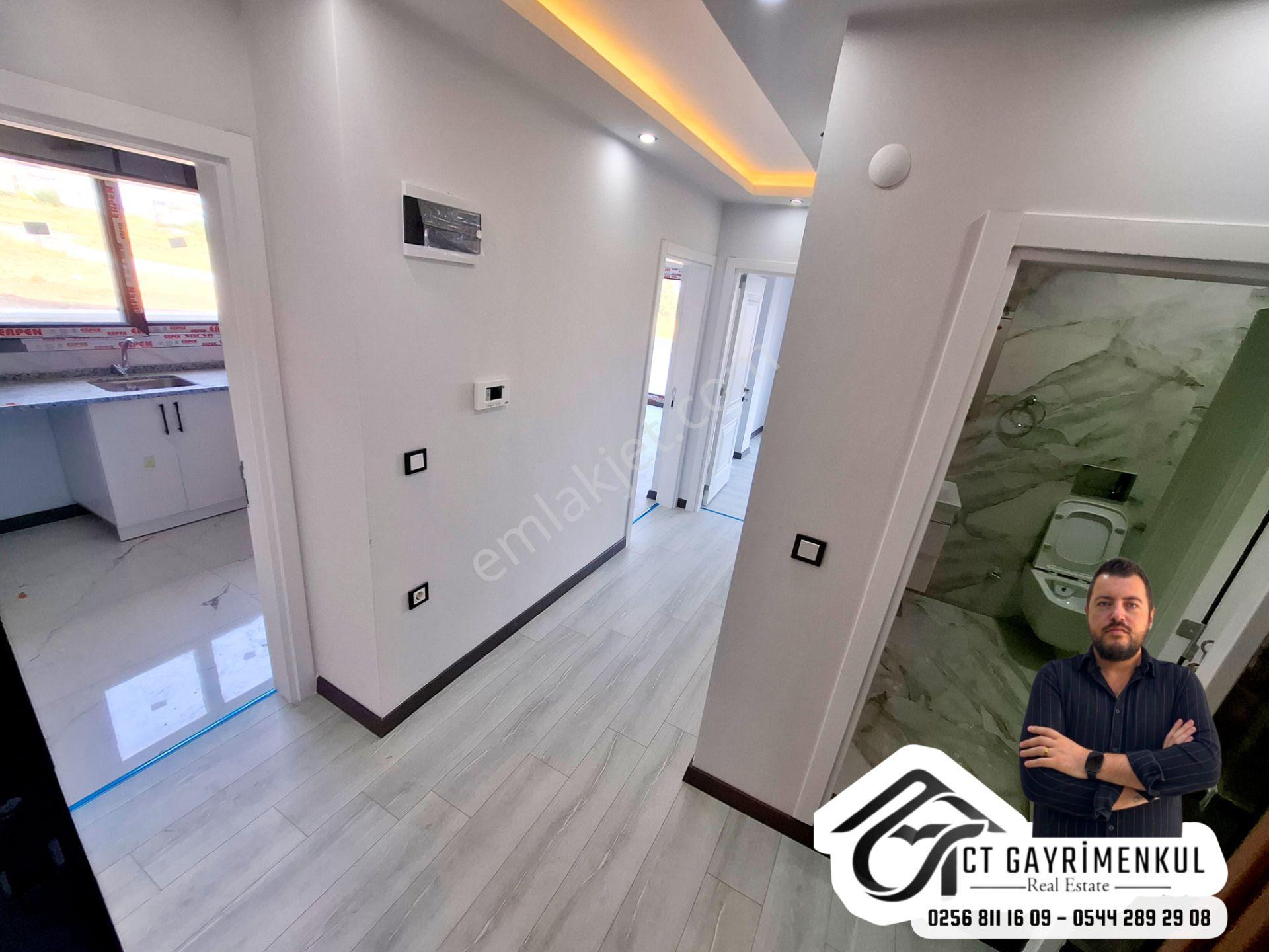 Didim'de Satılık 2+1 Ayrı Mutfak Bahçeli Deniz Manzaralı Ön Cephe Sıfır Daire ! — fotoğraf 7