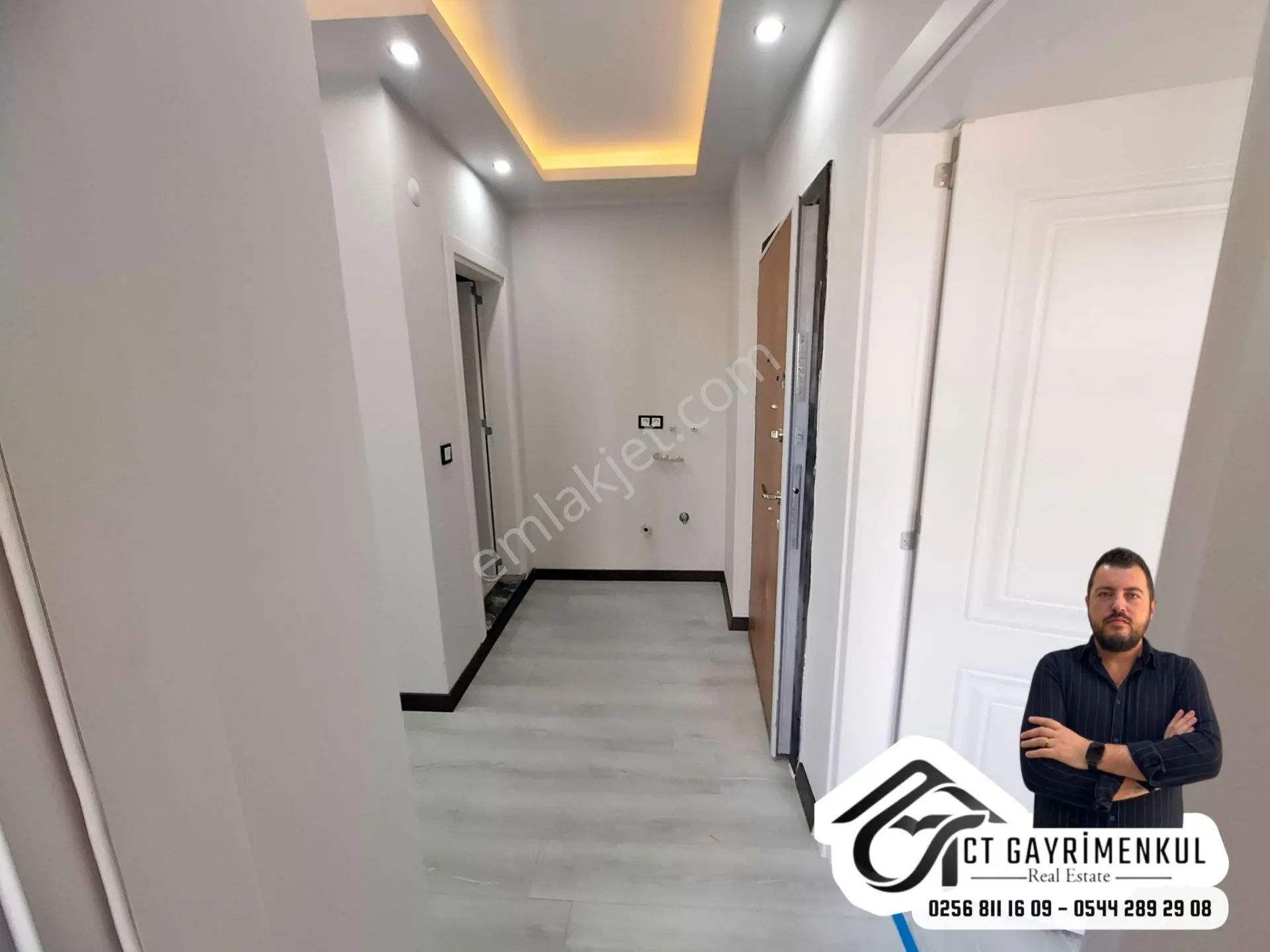 Didim'de Satılık 2+1 Ayrı Mutfak Bahçeli Deniz Manzaralı Ön Cephe Sıfır Daire ! — fotoğraf 11