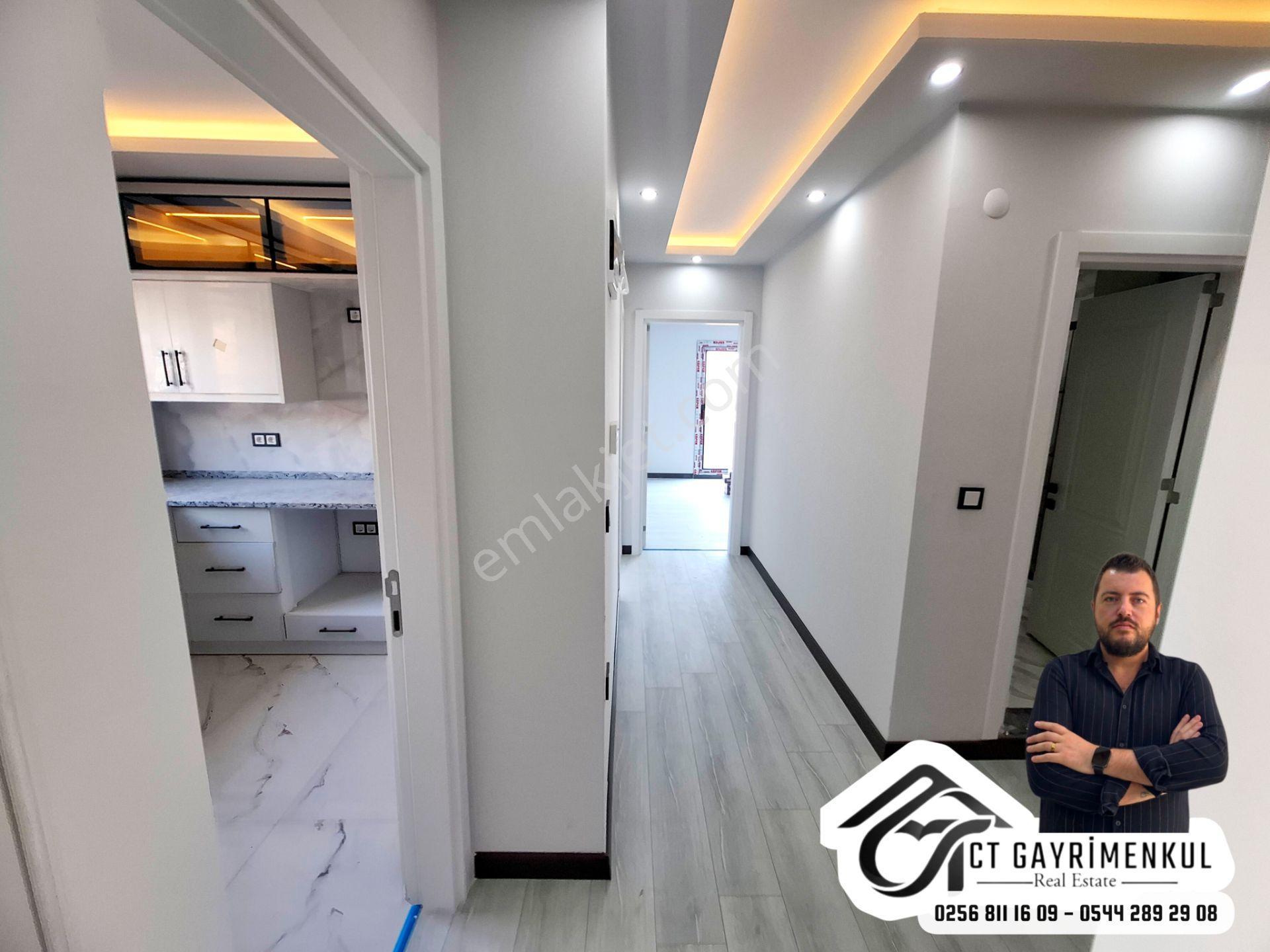 Didim'de Satılık 2+1 Ayrı Mutfak Bahçeli Deniz Manzaralı Ön Cephe Sıfır Daire ! — fotoğraf 14