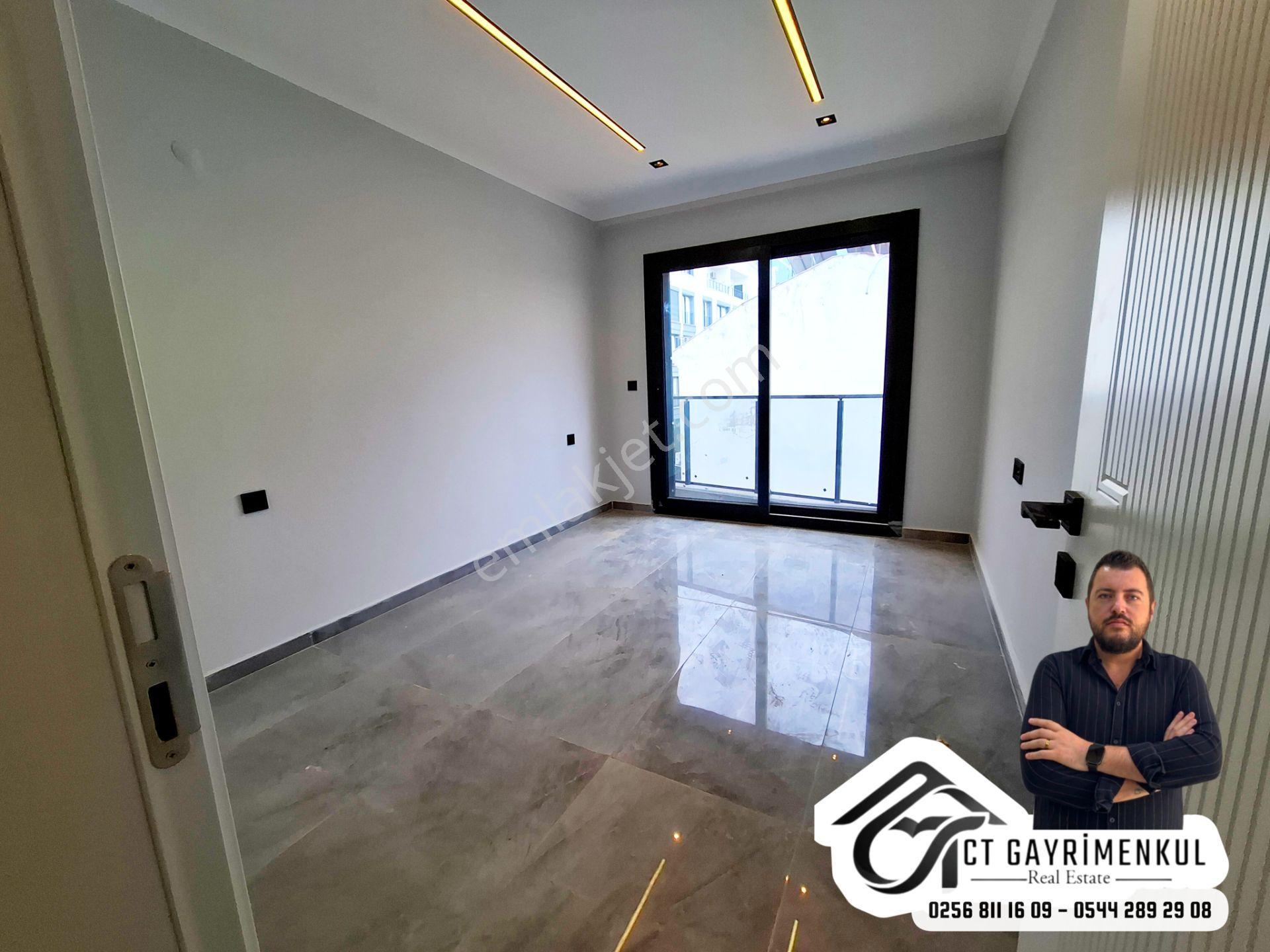 Didim'de Satılık 2+1 Orta Kat Çarşıya Yakın Asansörlü Sıfır Ön Cephe Daire — fotoğraf 7