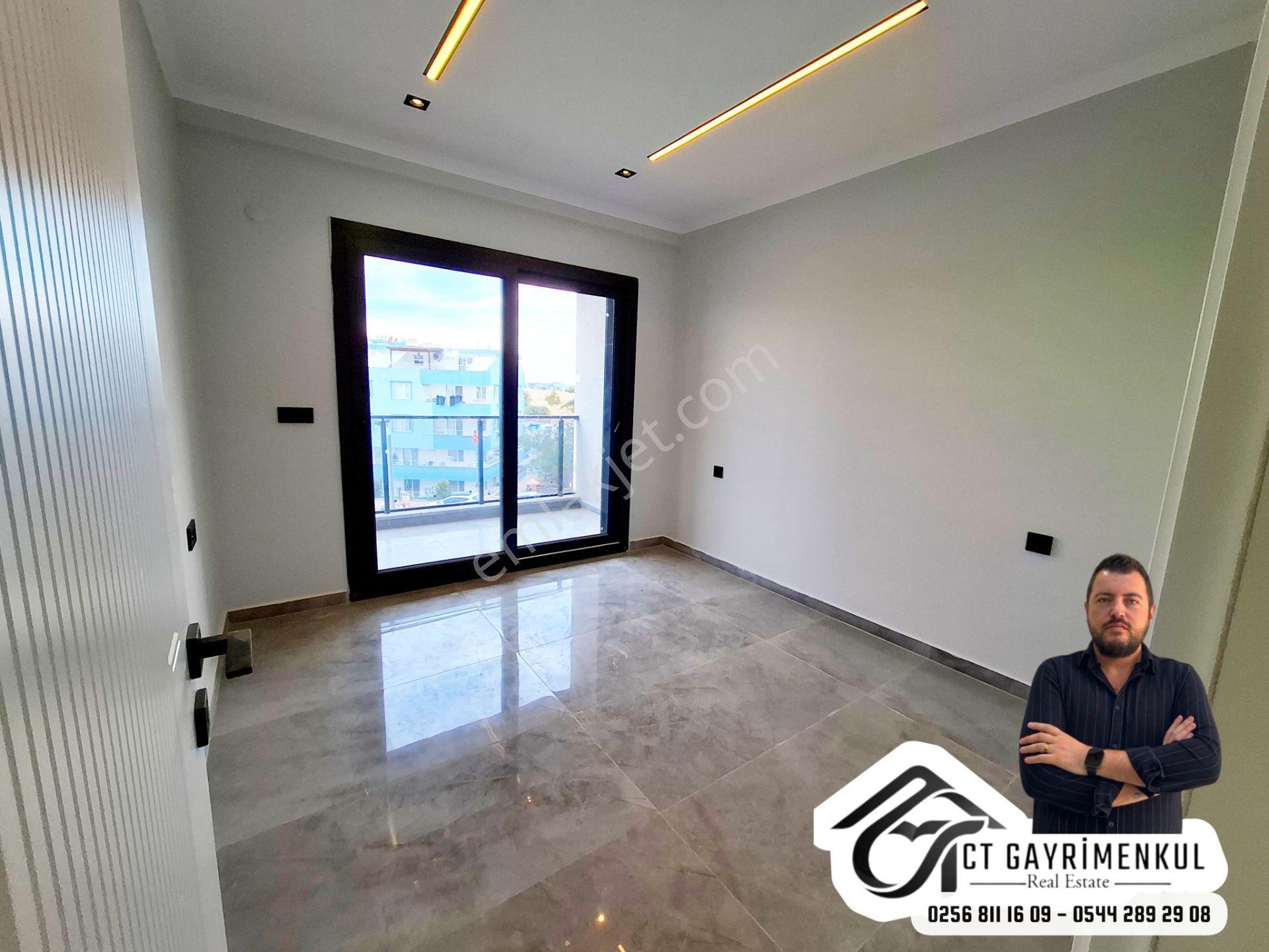 Didim'de Satılık 2+1 Orta Kat Çarşıya Yakın Asansörlü Sıfır Ön Cephe Daire — fotoğraf 18
