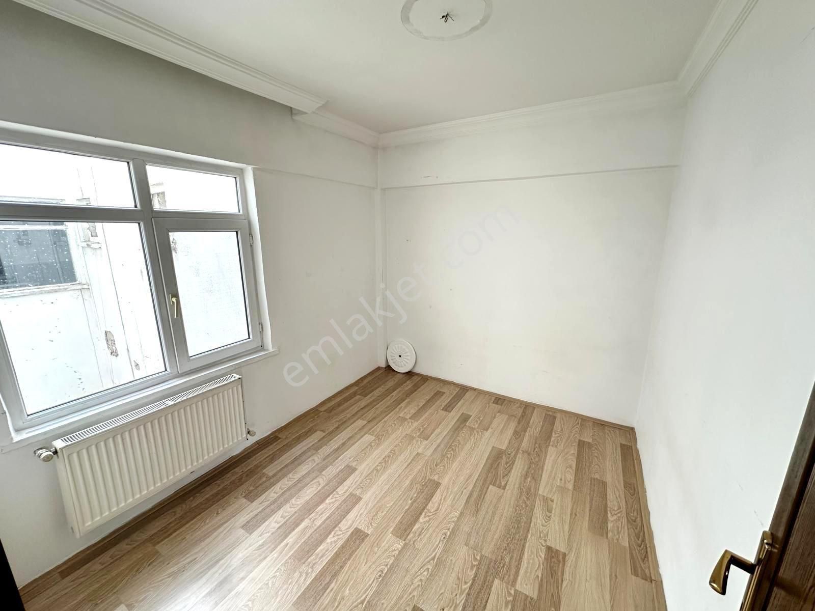 Uzman Emlak'dan Emrah Mh.aşağıeğlence Göbek Yakını Üst Kat 3+1 Daire — fotoğraf 6