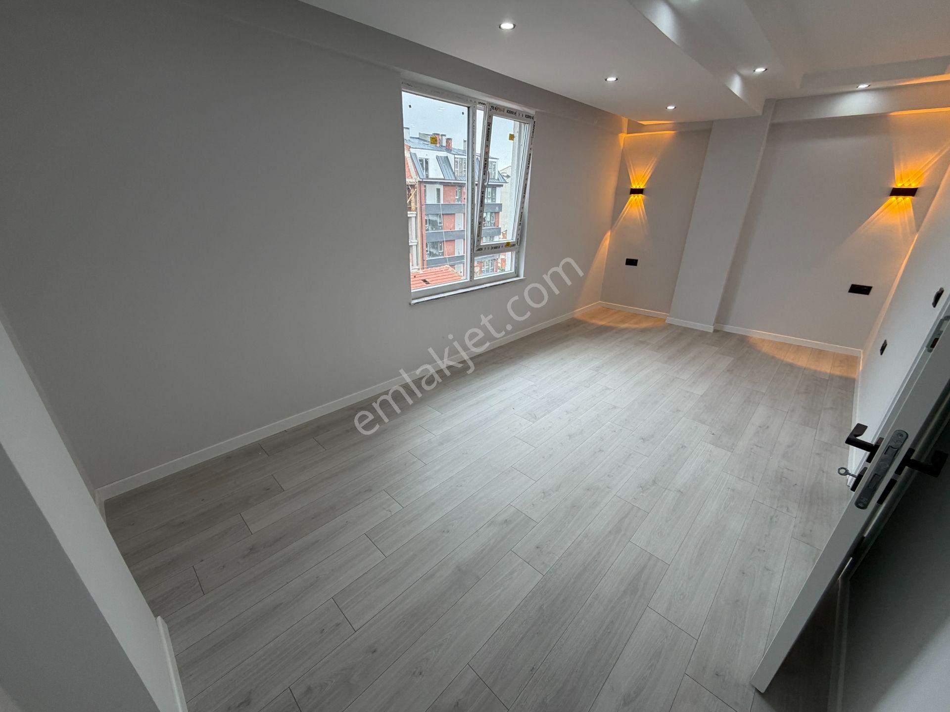 Estorıa'dan Gürlife Yakını Kullanışlı Dubleks 3+1 Daire — fotoğraf 12
