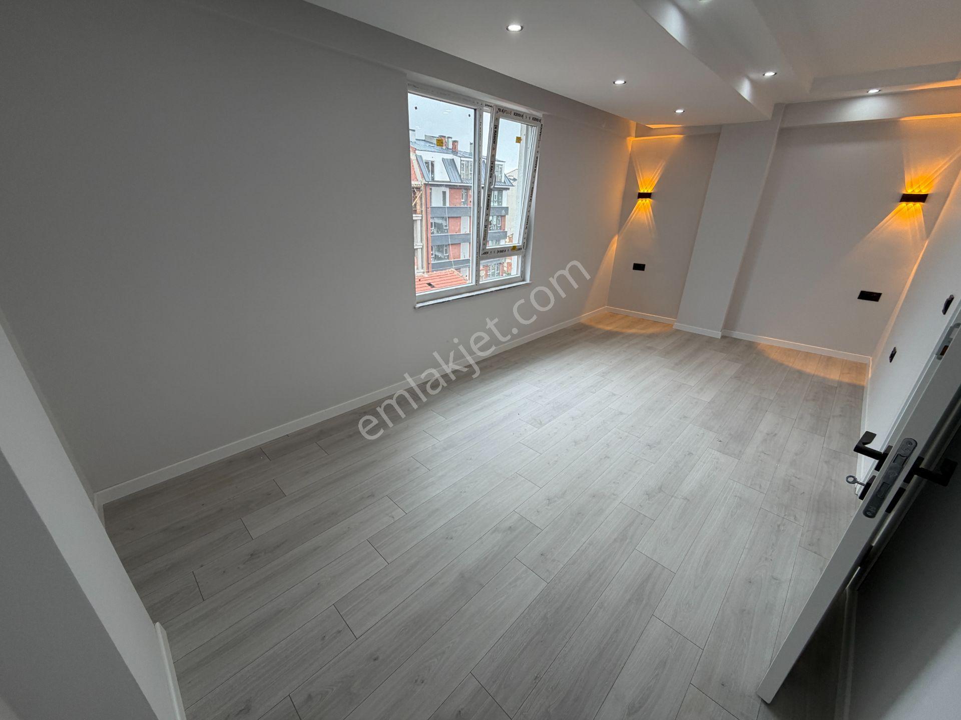 Estorıa'dan Gürlife Yakını Kullanışlı Dubleks 3+1 Daire — fotoğraf 13