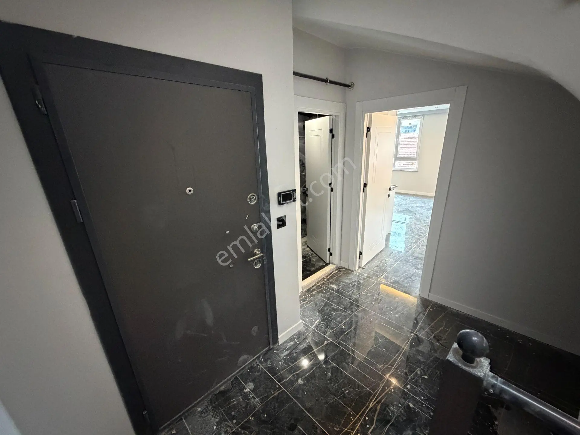 Estorıa'dan Gürlife Yakını Kullanışlı Dubleks 3+1 Daire — fotoğraf 20