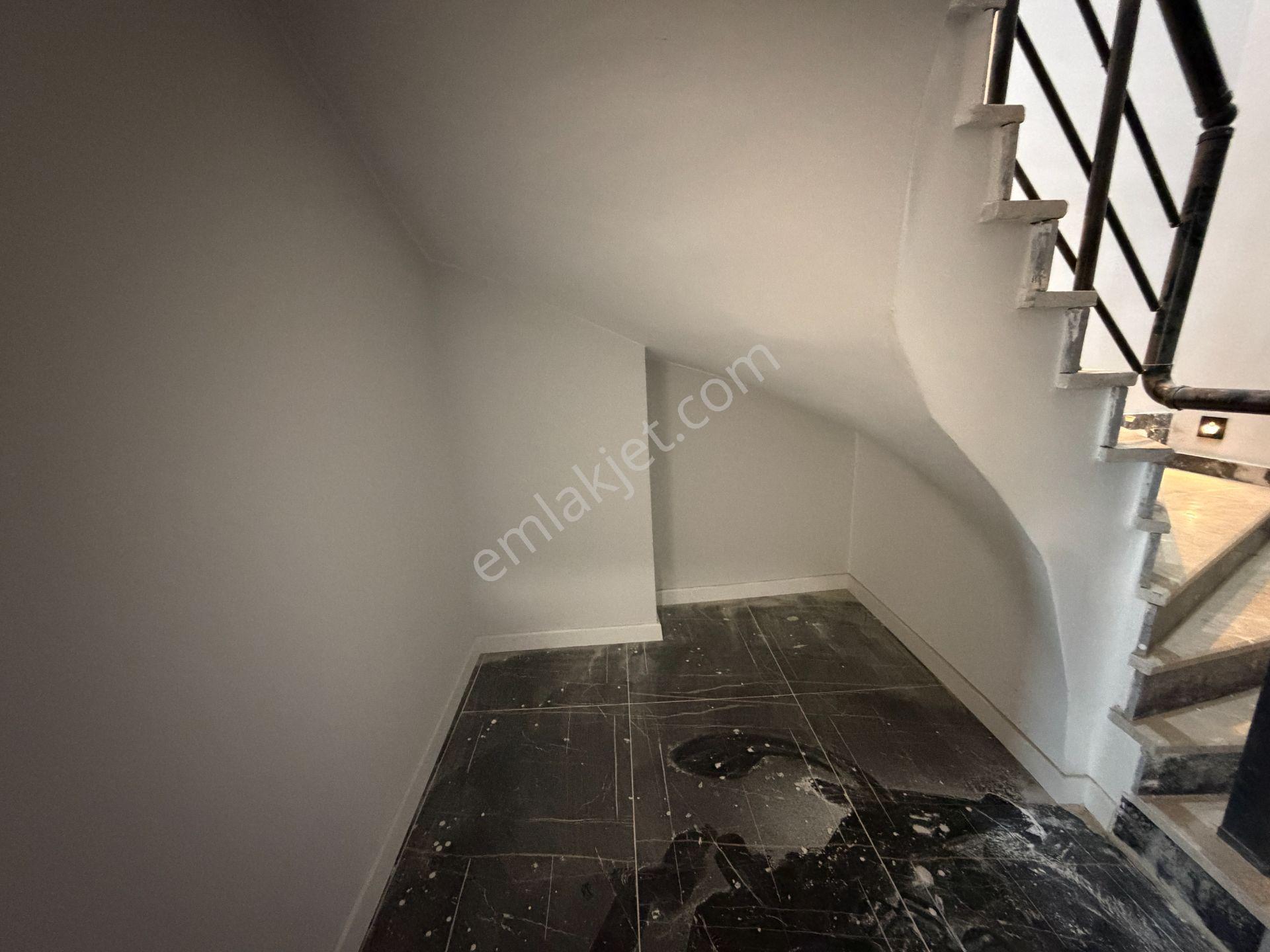 Estorıa'dan Gürlife Yakını Kullanışlı Dubleks 3+1 Daire — fotoğraf 21