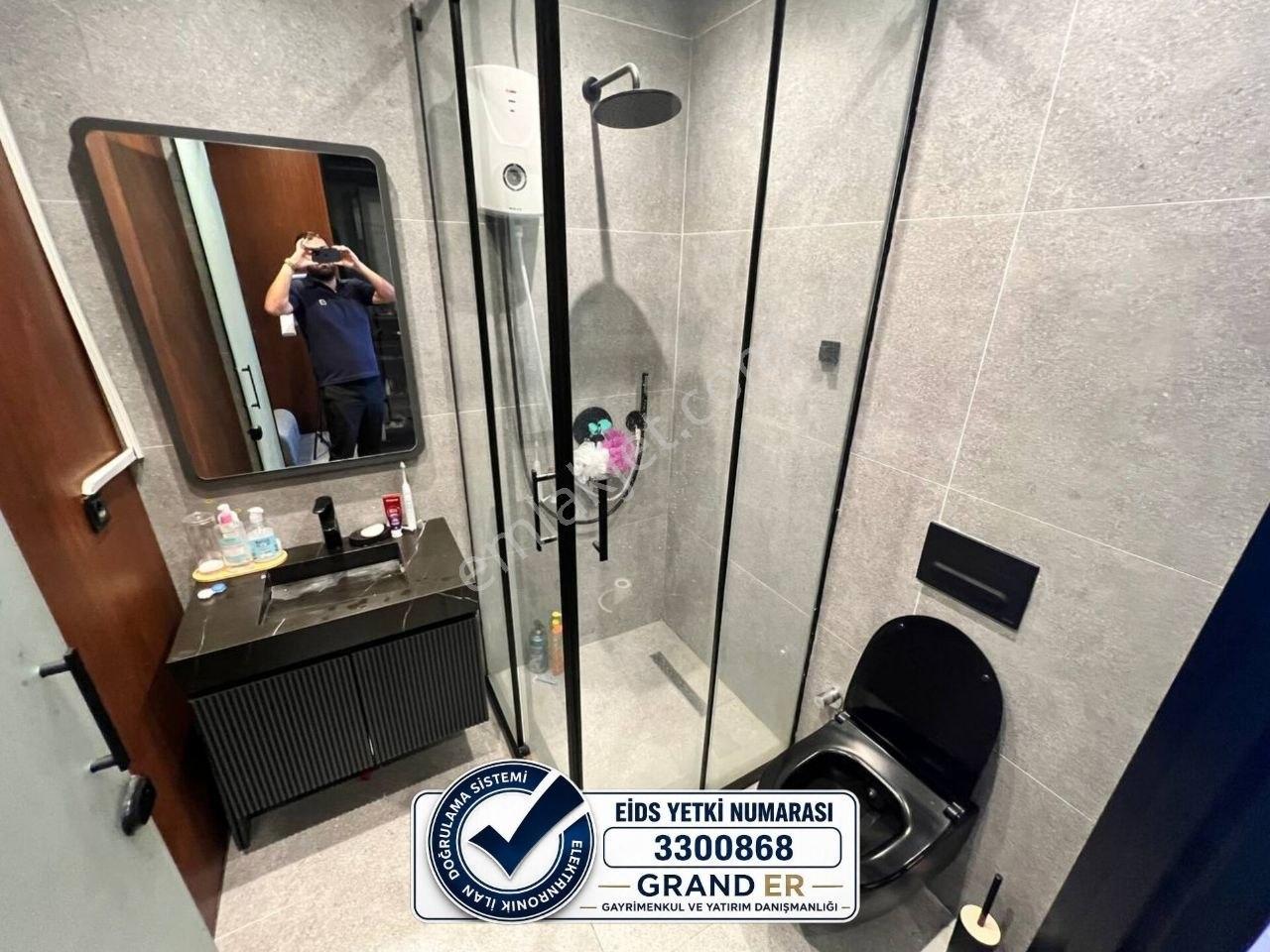 Sahilin Hemen Yanı Başında, Modern 2+1 Satılık Daire — fotoğraf 10