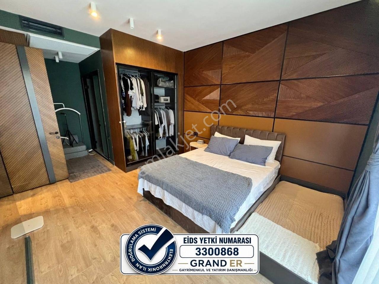 Sahilin Hemen Yanı Başında, Modern 2+1 Satılık Daire — fotoğraf 11