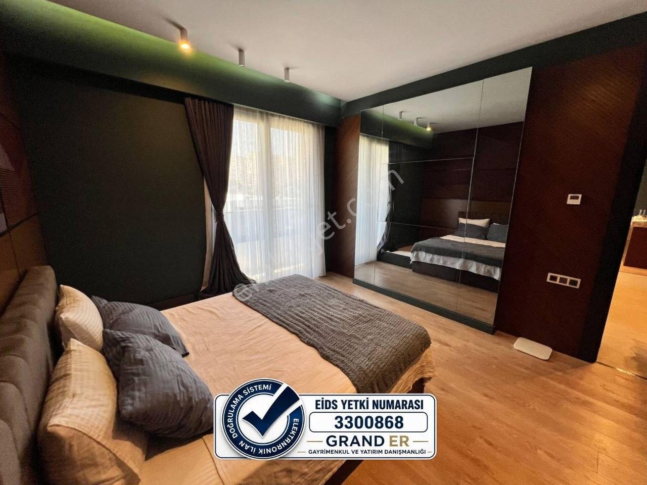 Sahilin Hemen Yanı Başında, Modern 2+1 Satılık Daire — fotoğraf 13