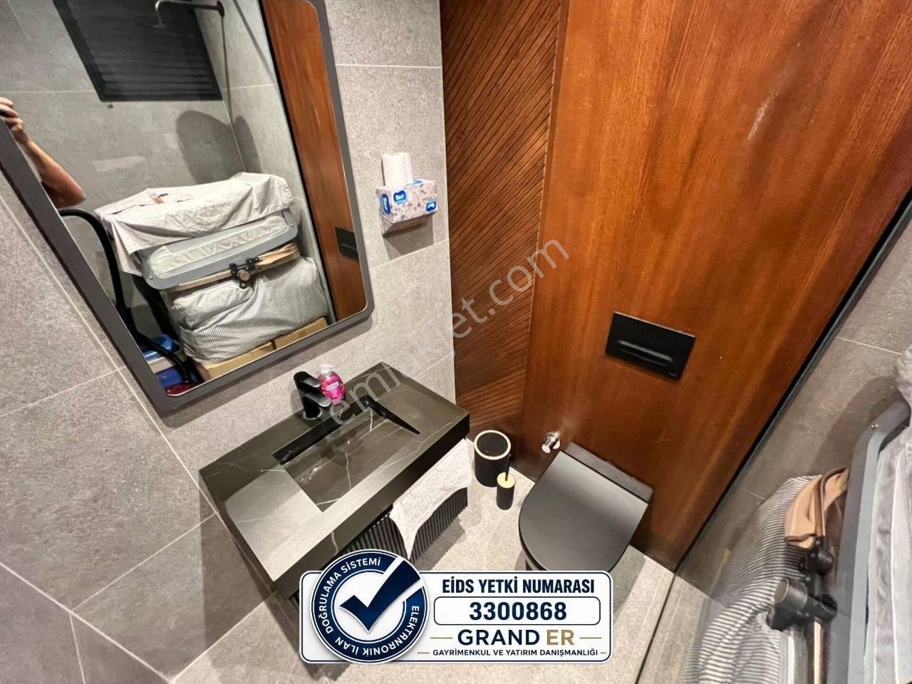 Sahilin Hemen Yanı Başında, Modern 2+1 Satılık Daire — fotoğraf 14