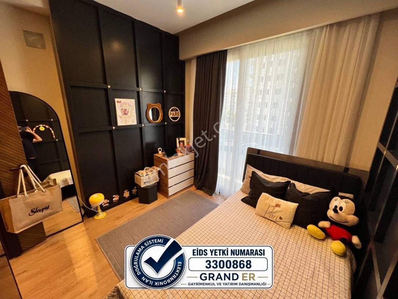 Sahilin Hemen Yanı Başında, Modern 2+1 Satılık Daire — fotoğraf 17