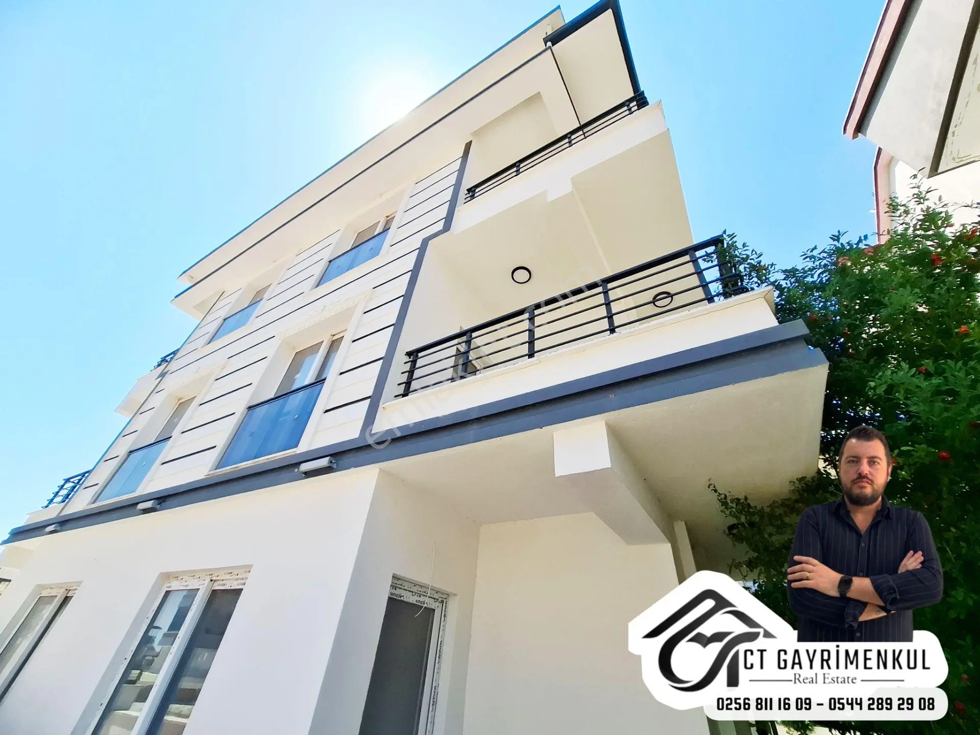 Didim'De Satılık 2+1 Orta Kat Çarşıya Yakın Ön Cephe Sıfır Daire