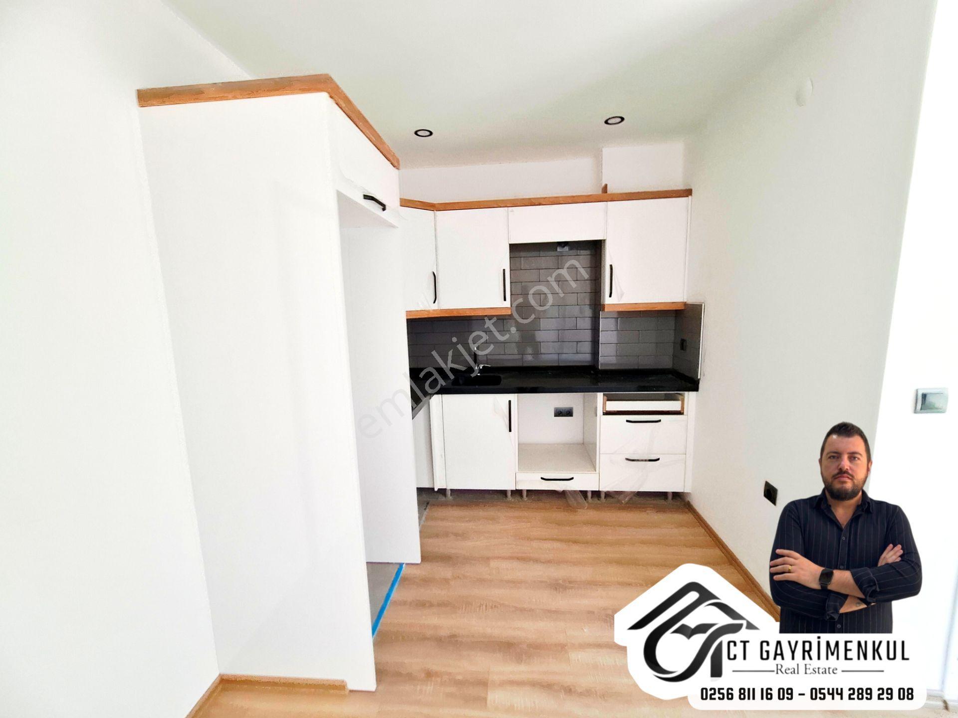 Didim'de Satılık 2+1 Orta Kat Çarşıya Yakın Ön Cephe Sıfır Daire — fotoğraf 9