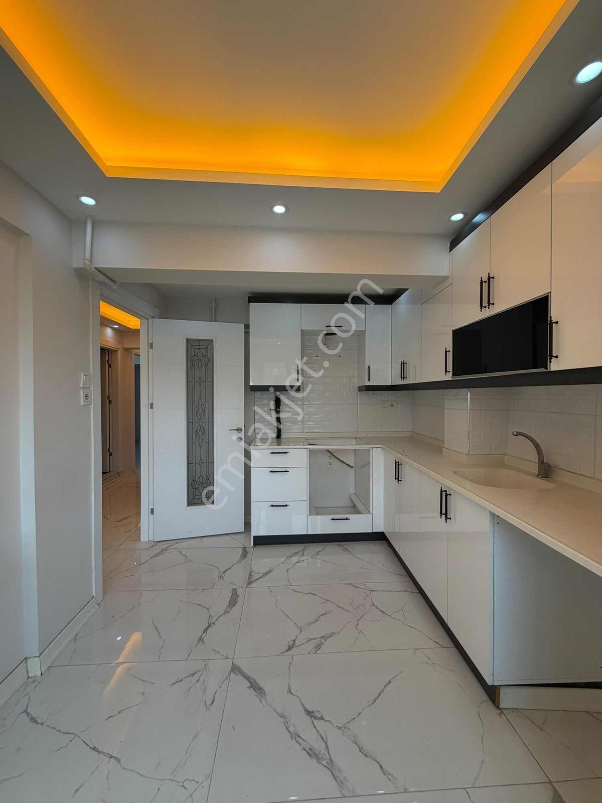 Manisa Topçuasım Mah. 2+1 Önü Açık Tadilatlı Arakat Daire — fotoğraf 12