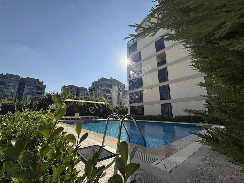 Nevara City'Den Havuzlu Site İçinde 140 M2 Net 3,5+1 Lüks Daire