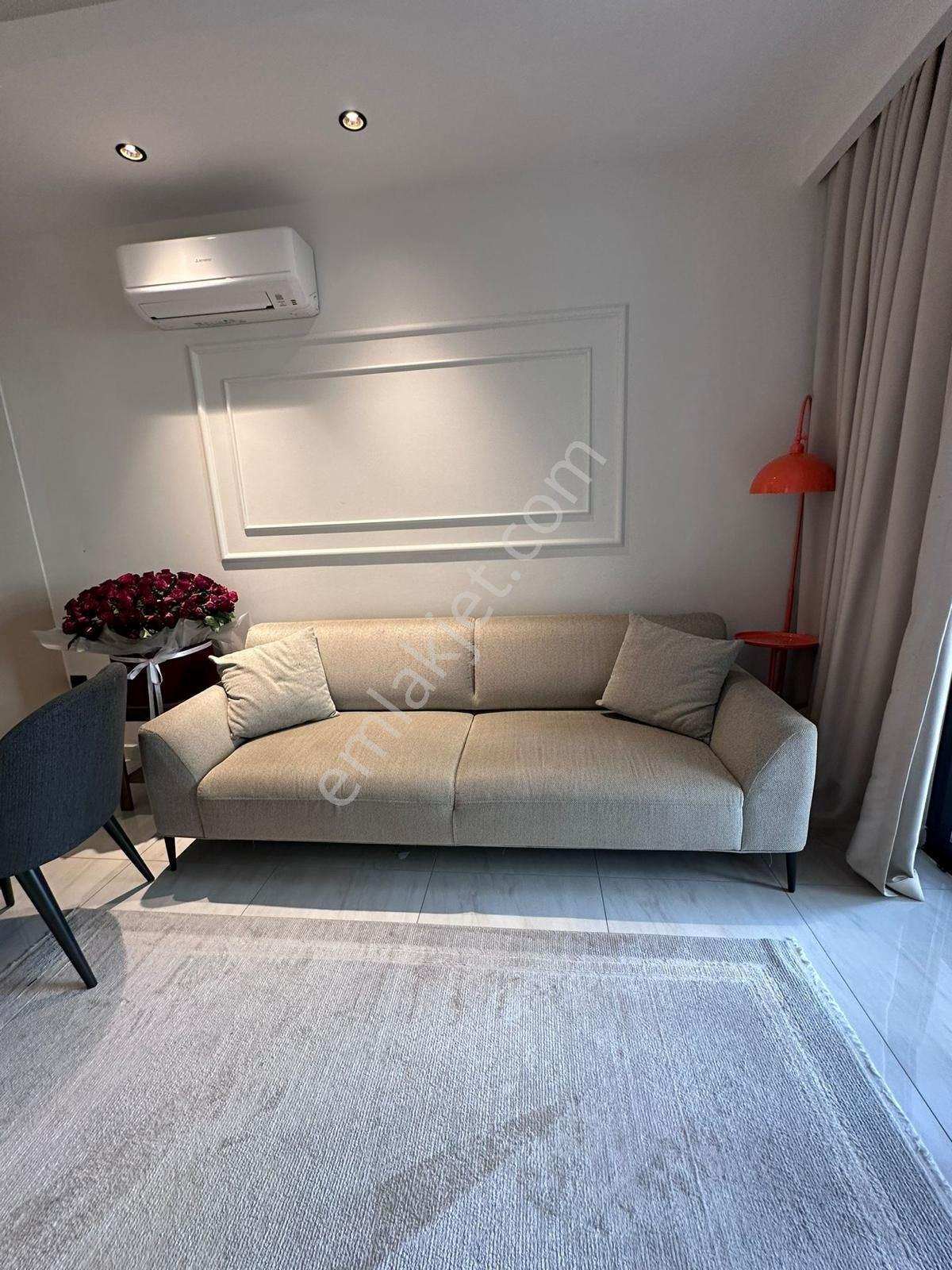 Alanya Mahmutlarda Denize Sıfır Full Eşyalı 2+1 Satılık Daire — fotoğraf 3