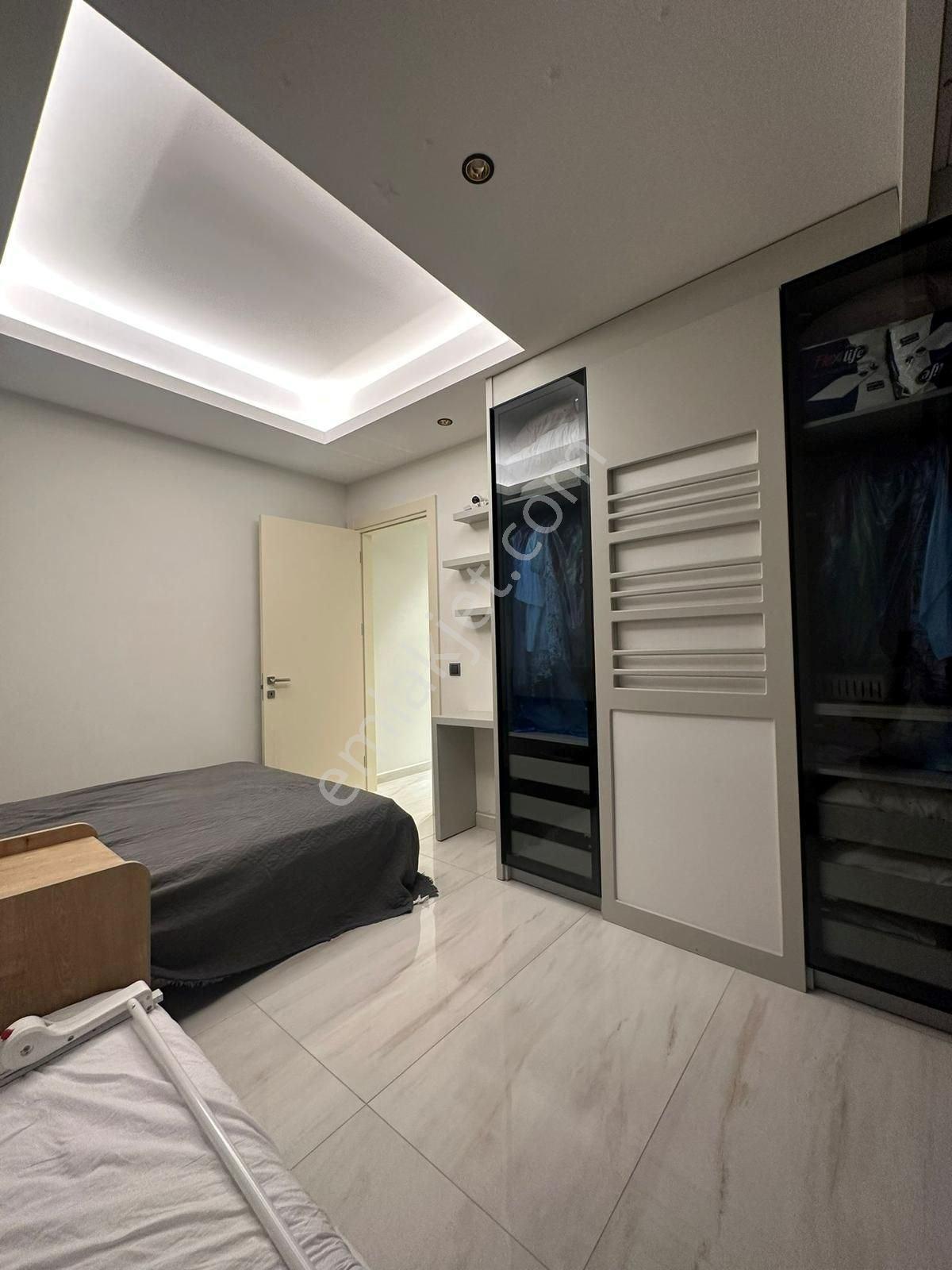 Alanya Mahmutlarda Denize Sıfır Full Eşyalı 2+1 Satılık Daire — fotoğraf 7