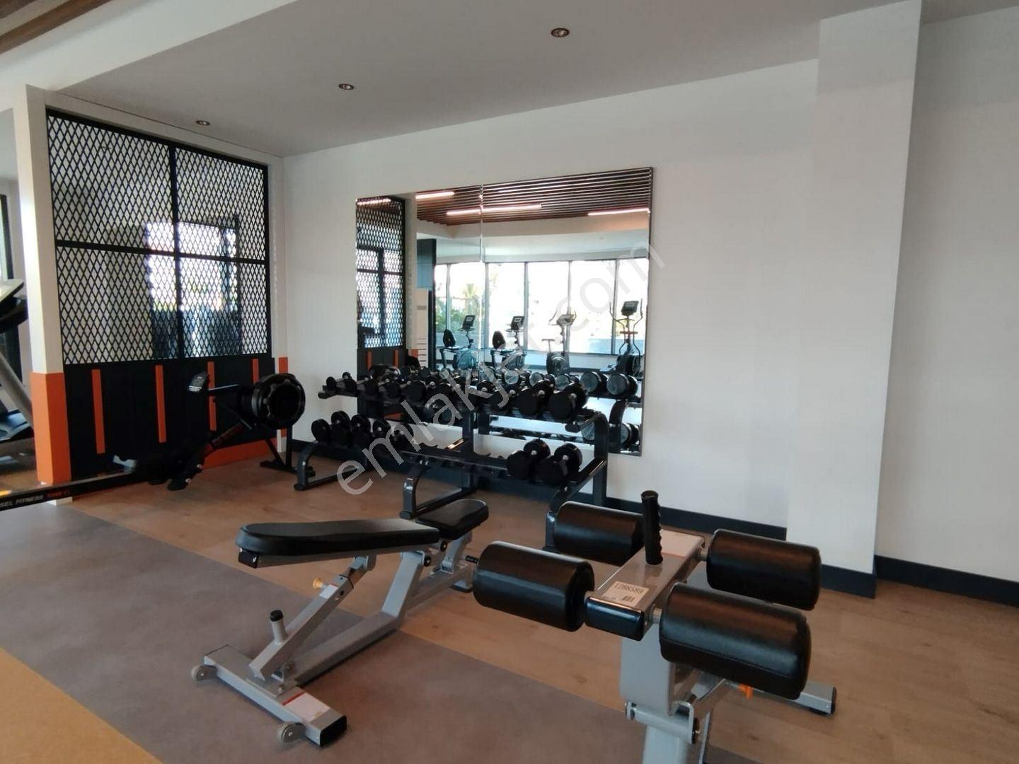 Alanya Mahmutlarda Denize Sıfır Full Eşyalı 2+1 Satılık Daire — fotoğraf 24