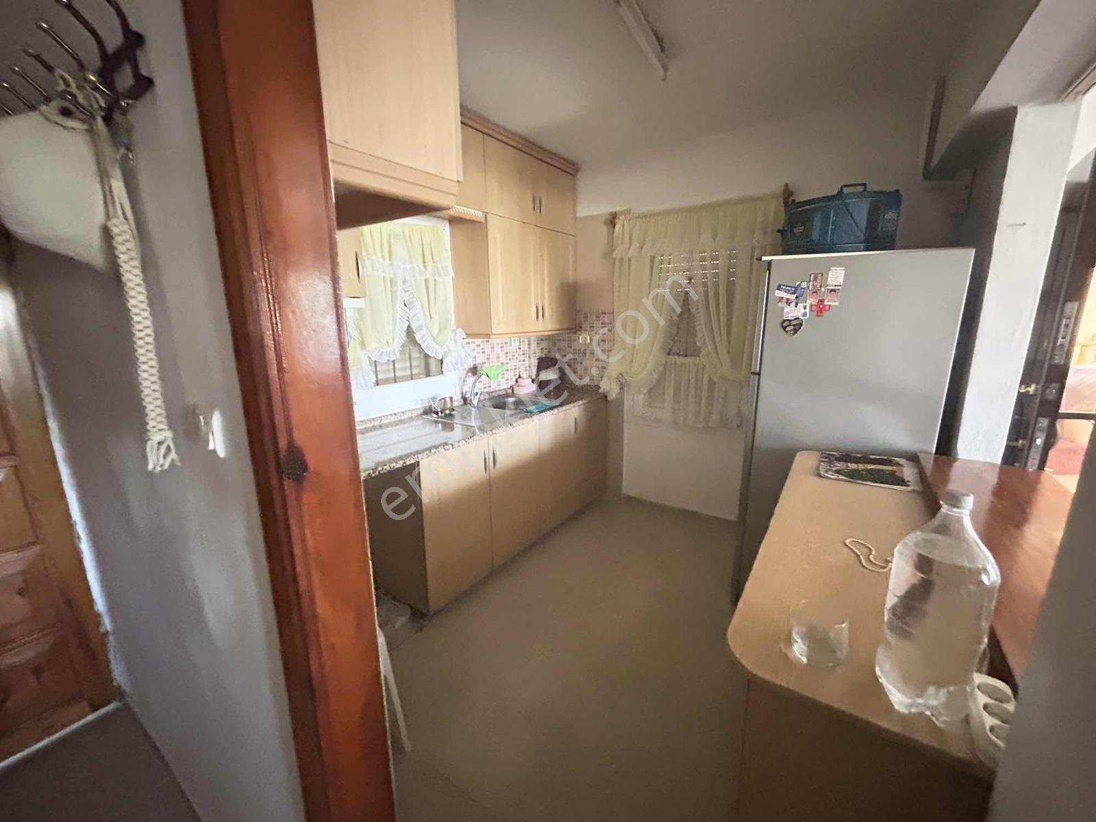 Gökçen Gayrımenkul'den Denize 200m Mesafede Geniş Bahçeli Villa — fotoğraf 9