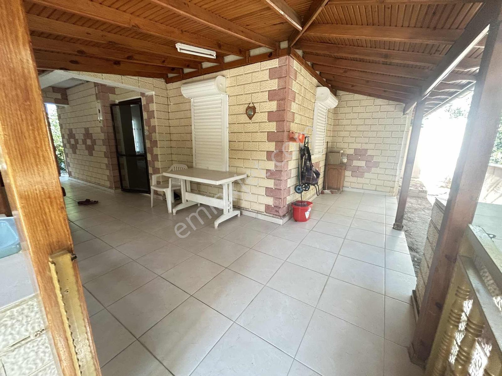 Gökçen Gayrımenkul'den Denize 200m Mesafede Geniş Bahçeli Villa — fotoğraf 11
