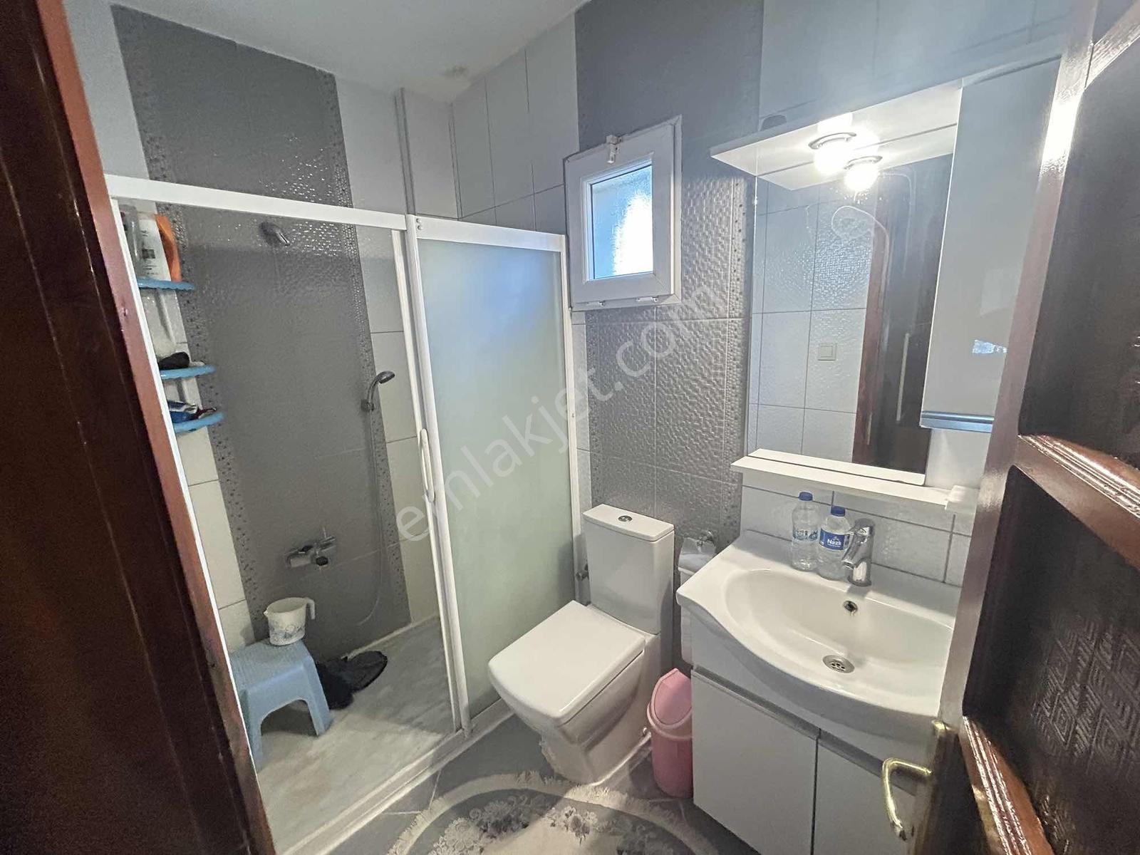 Gökçen Gayrımenkul'den Denize 200m Mesafede Geniş Bahçeli Villa — fotoğraf 12
