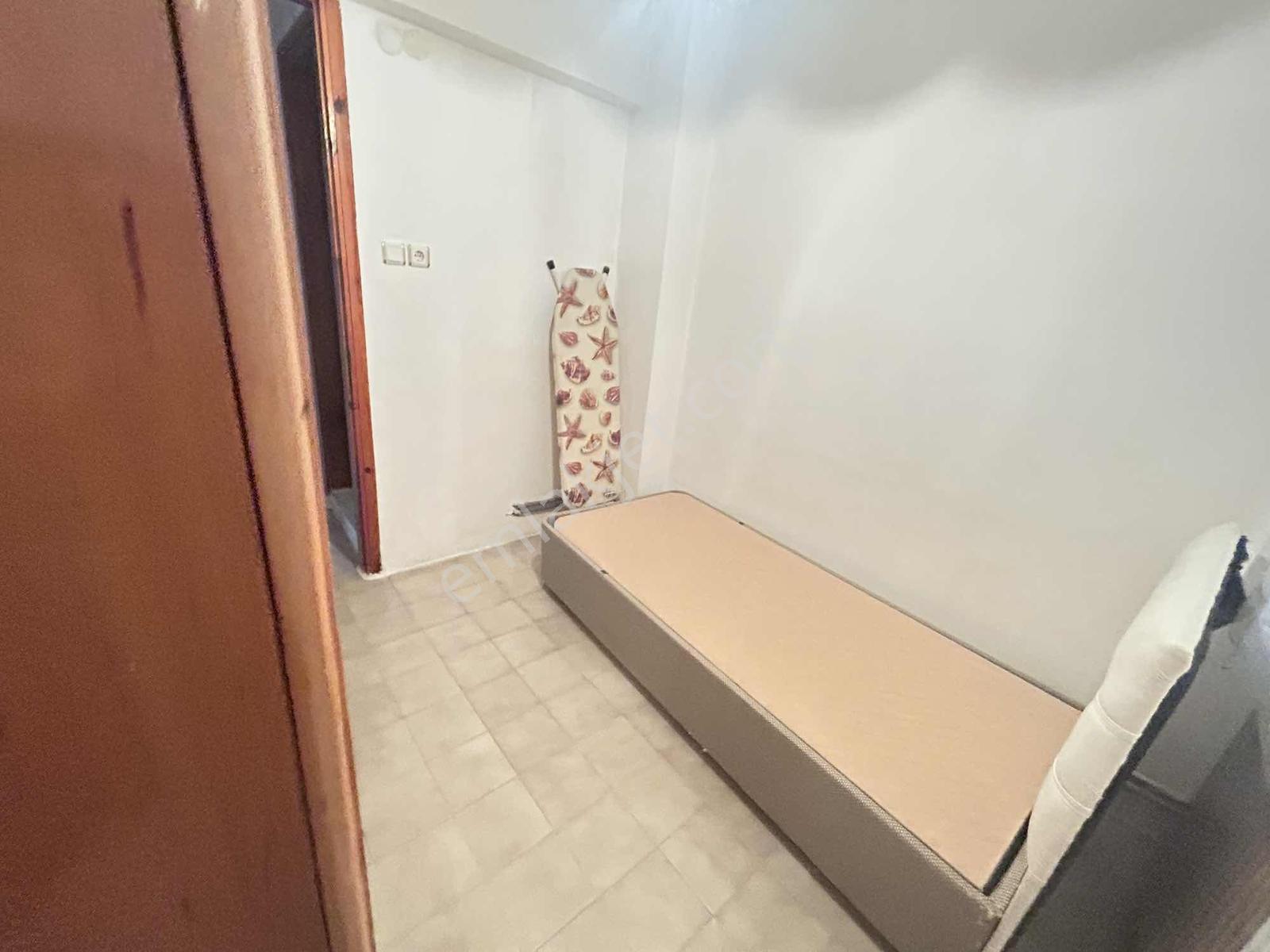 Gökçen Gayrımenkul'den Denize 200m Mesafede Geniş Bahçeli Villa — fotoğraf 18