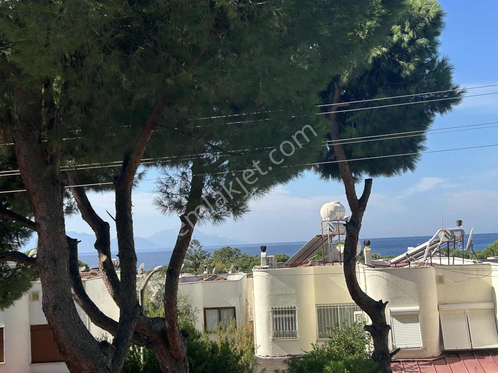 Gökçen Gayrımenkul'den Denize 200m Mesafede Geniş Bahçeli Villa — fotoğraf 19