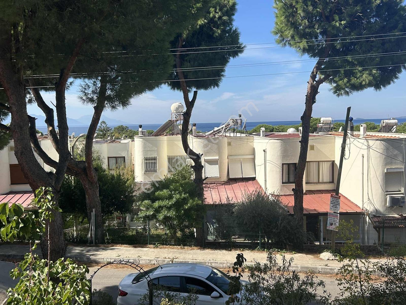 Gökçen Gayrımenkul'den Denize 200m Mesafede Geniş Bahçeli Villa — fotoğraf 23