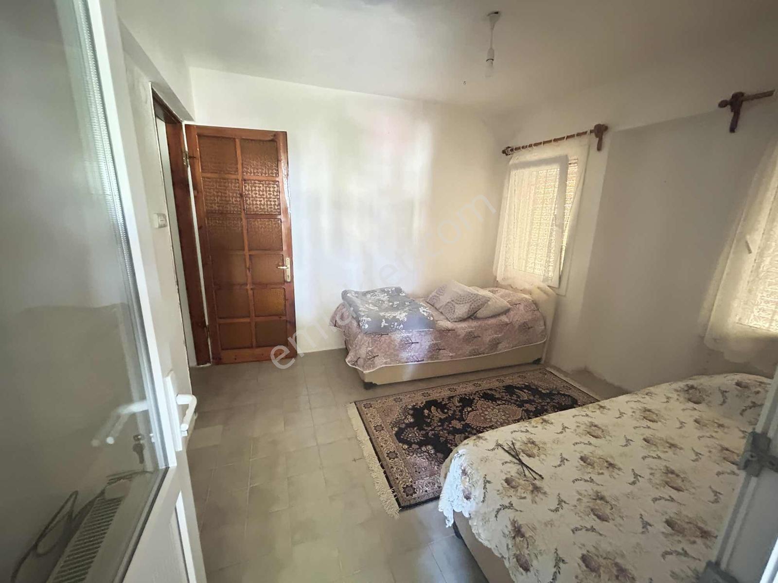 Gökçen Gayrımenkul'den Denize 200m Mesafede Geniş Bahçeli Villa — fotoğraf 24