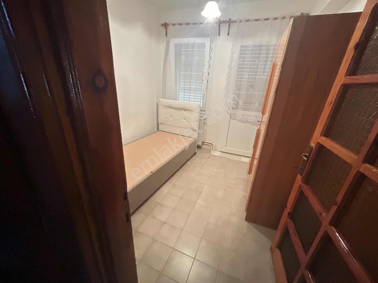 Gökçen Gayrımenkul'den Denize 200m Mesafede Geniş Bahçeli Villa — fotoğraf 25