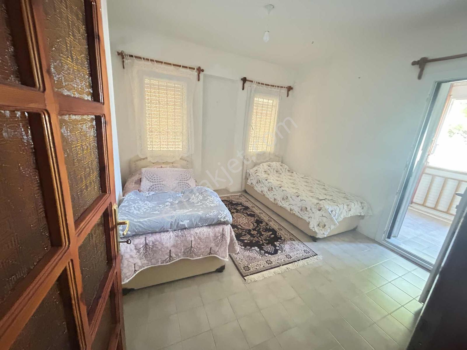 Gökçen Gayrımenkul'den Denize 200m Mesafede Geniş Bahçeli Villa — fotoğraf 29