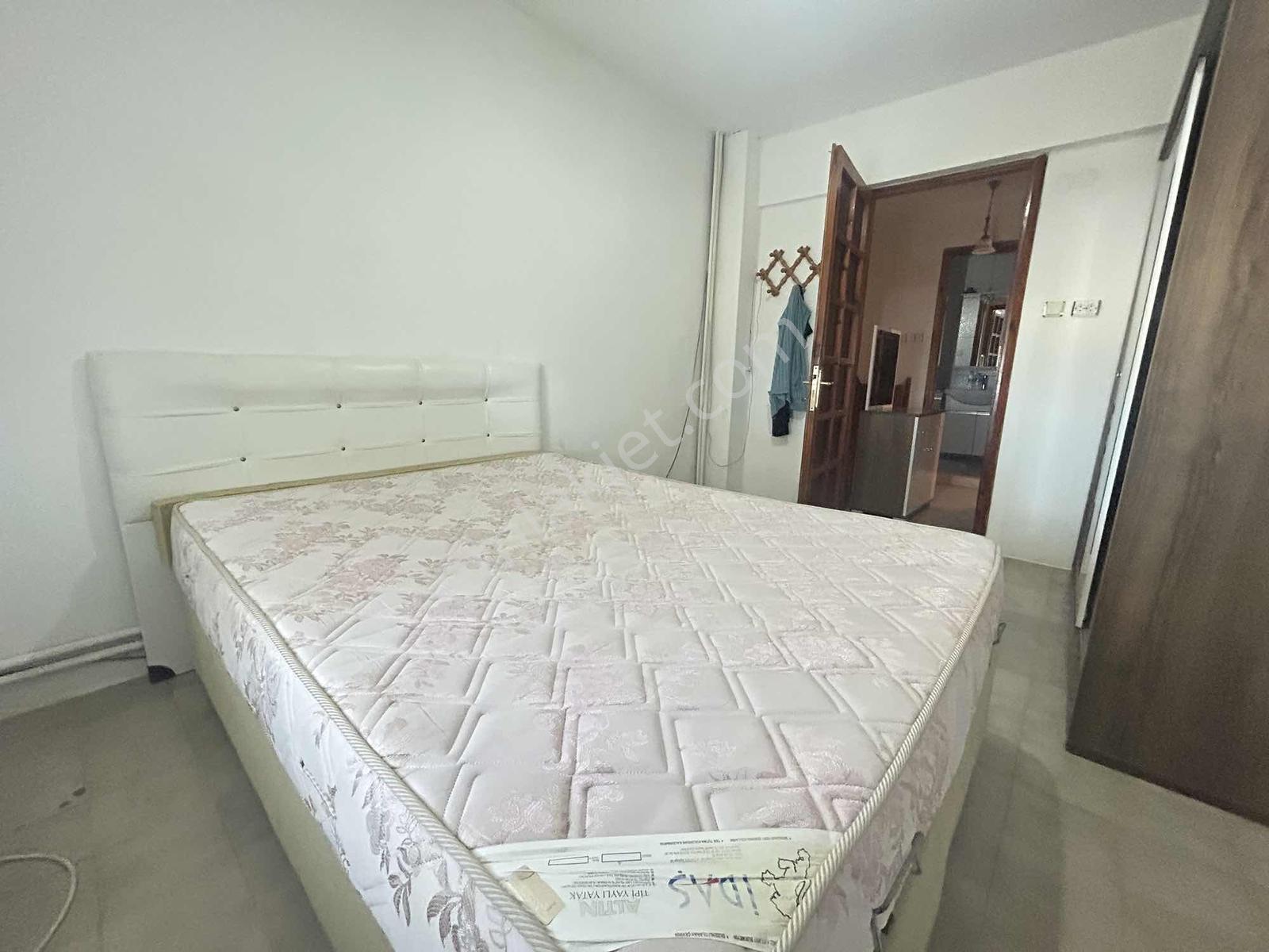 Gökçen Gayrımenkul'den Denize 200m Mesafede Geniş Bahçeli Villa — fotoğraf 32