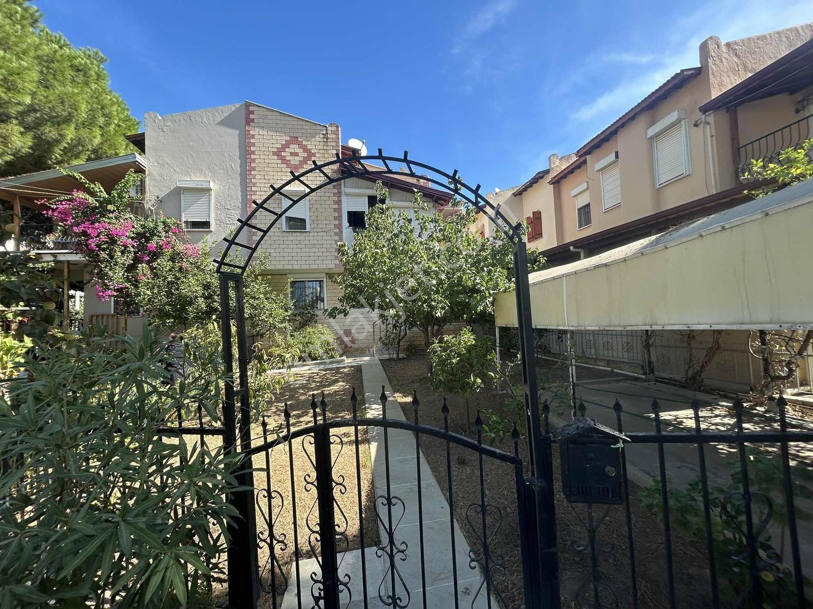 Gökçen Gayrımenkul'den Denize 200m Mesafede Geniş Bahçeli Villa — fotoğraf 34