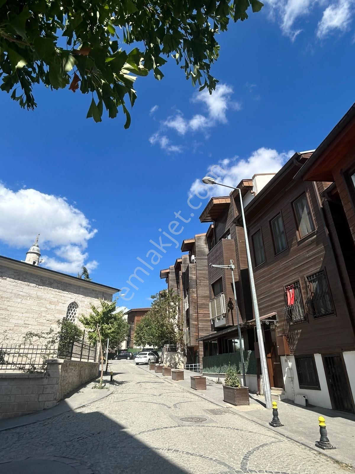 Karagümrük Sulukule'de Masrafsız 2 Katlı Müstakil Ev — fotoğraf 2