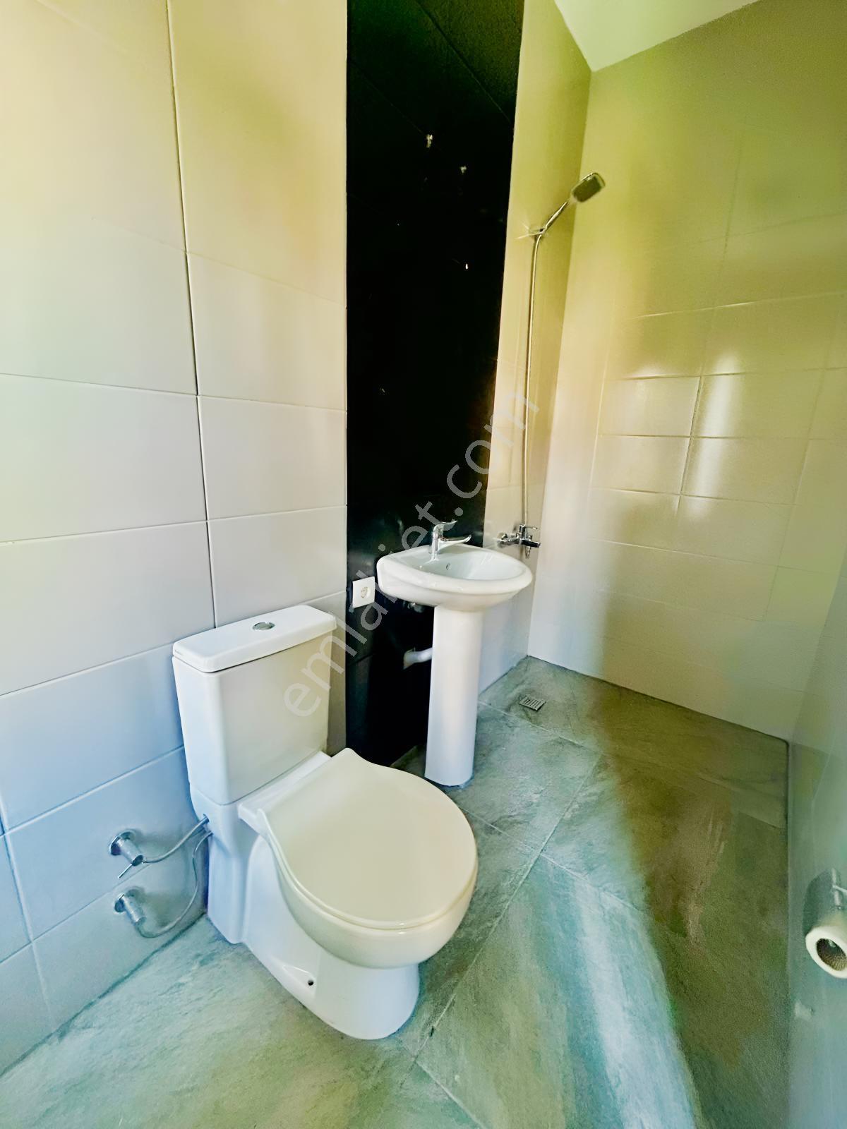 Karagümrük Sulukule'de Masrafsız 2 Katlı Müstakil Ev — fotoğraf 17