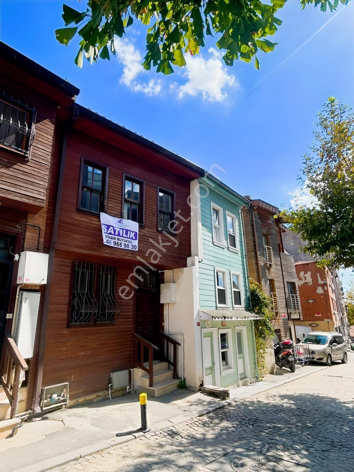 Karagümrük Sulukule'de Masrafsız 2 Katlı Müstakil Ev — fotoğraf 18