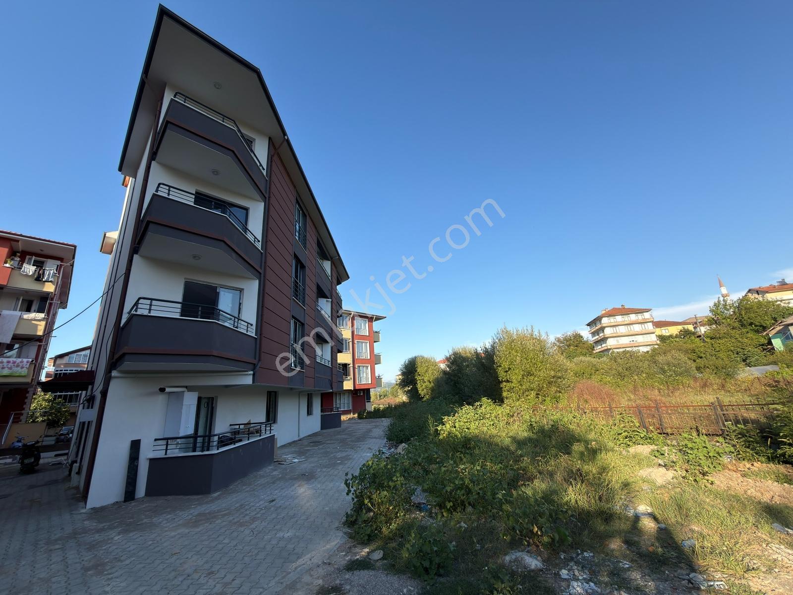 Bartın Ulus Abdipaşa Yolu Üzeri 1+1 Satılık Daire 45M²