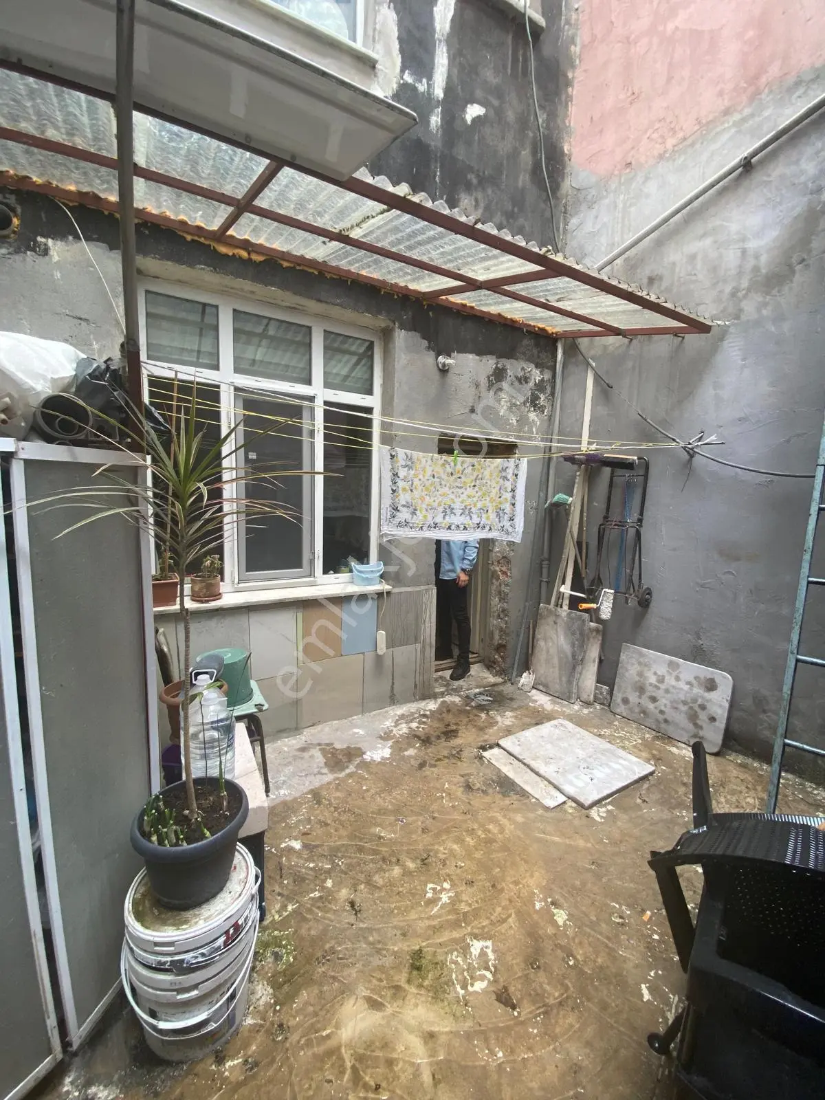 Beyoğlunda Kızılay Meydanına 1dakika Mesafede Kasımpaşa Küçük Piyale Mahalesinde Satılık Bina — fotoğraf 12