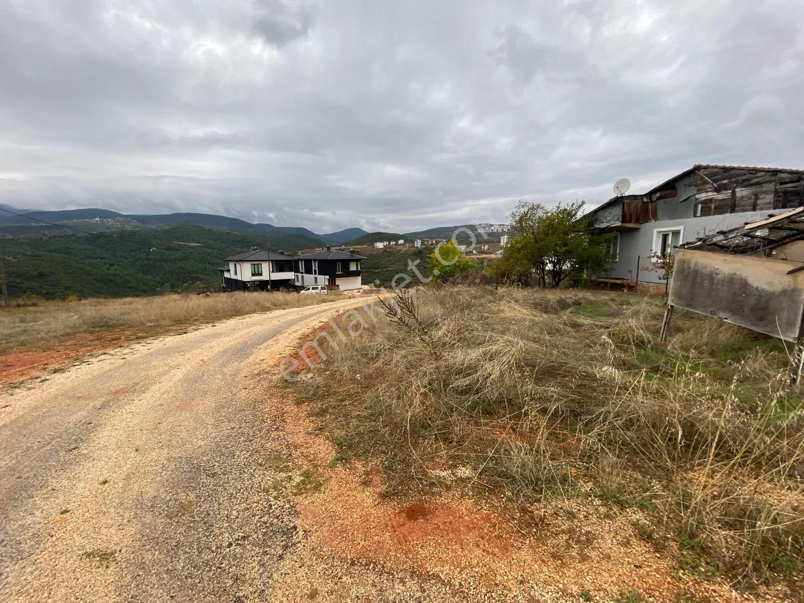 Bilecik Ertuğrulgazi'de Satılık 327 M² Doğa Manzaralı Arsa — fotoğraf 5