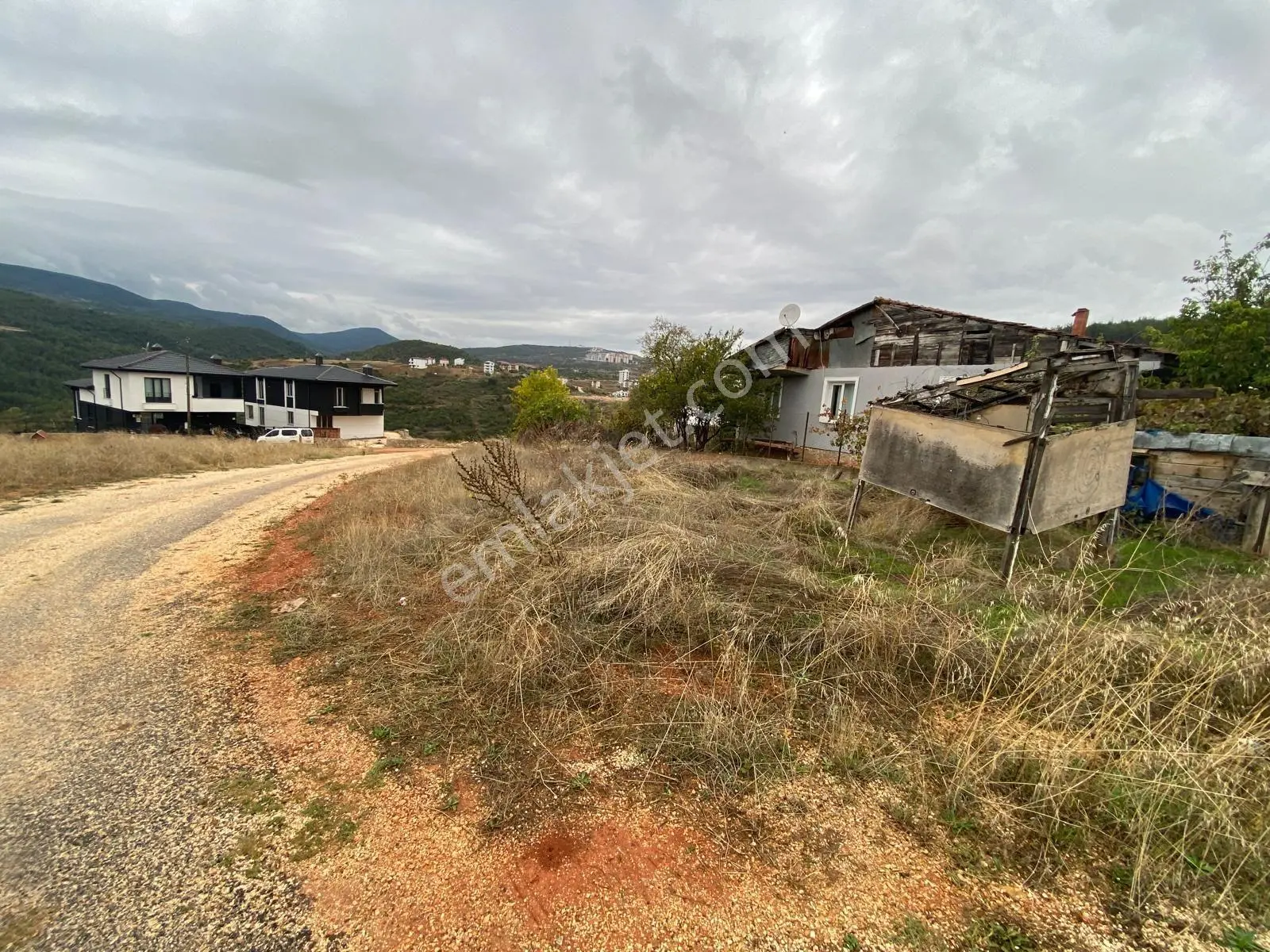 Bilecik Ertuğrulgazi'de Satılık 327 M² Doğa Manzaralı Arsa — fotoğraf 6