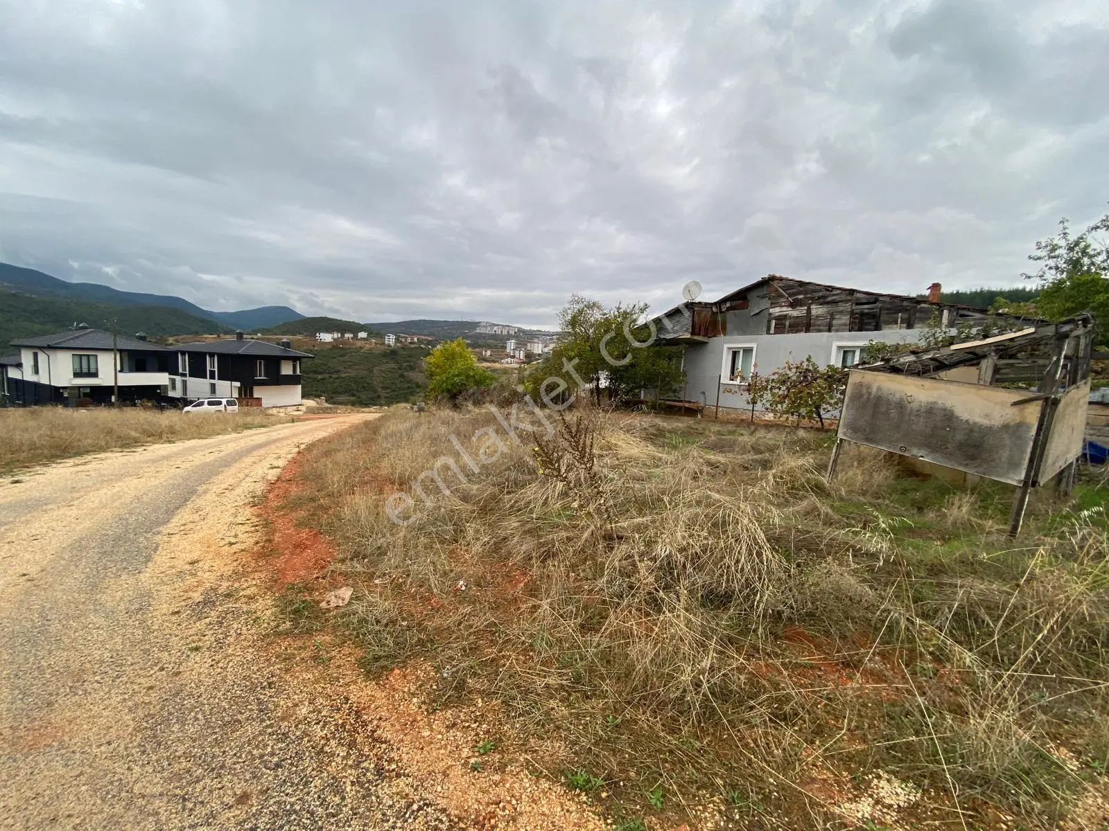 Bilecik Ertuğrulgazi'de Satılık 327 M² Doğa Manzaralı Arsa — fotoğraf 9