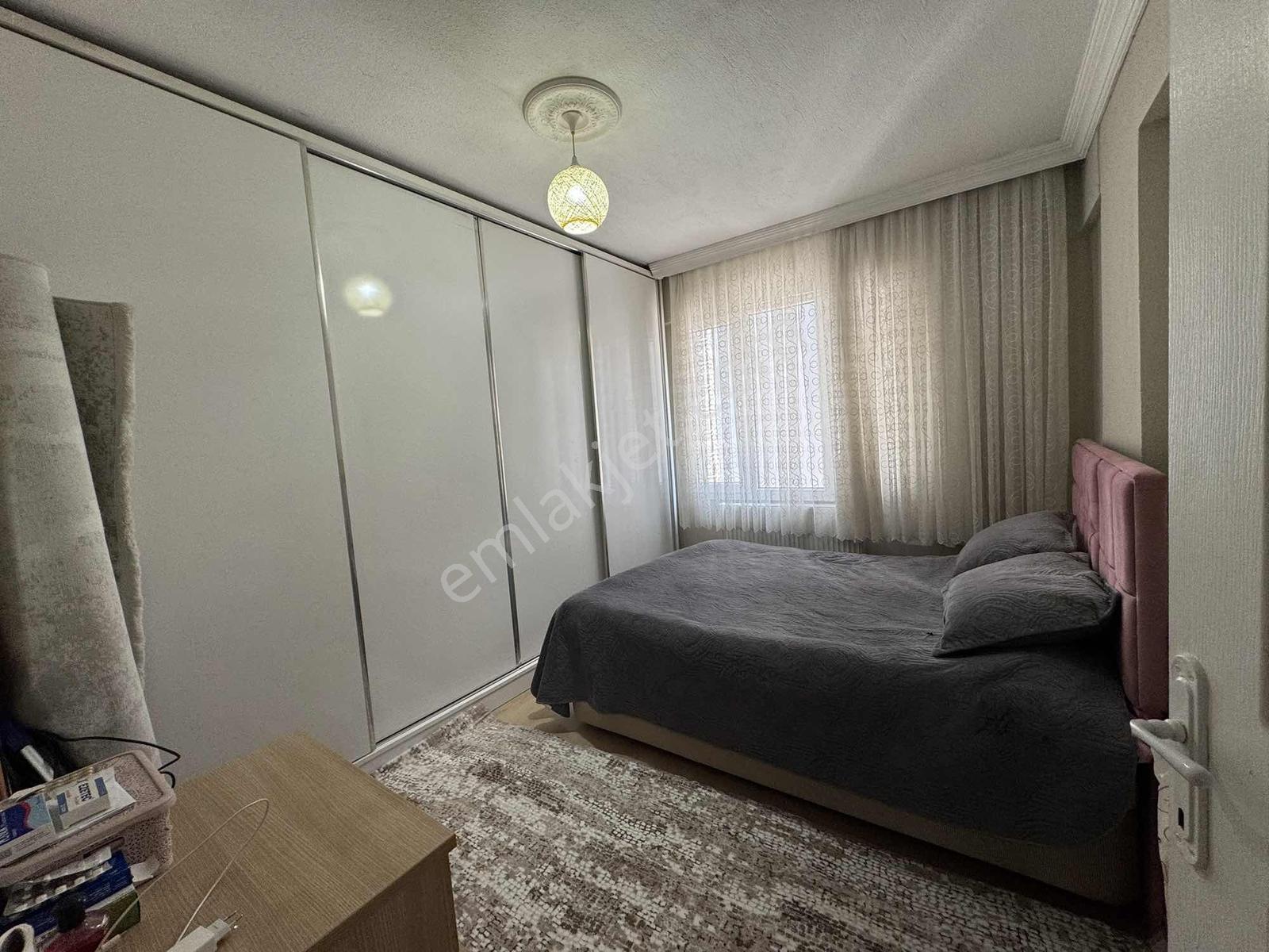 Buca Göksu Mah. 2.kat Satılık 2+1 D.gazlı Daire — fotoğraf 12