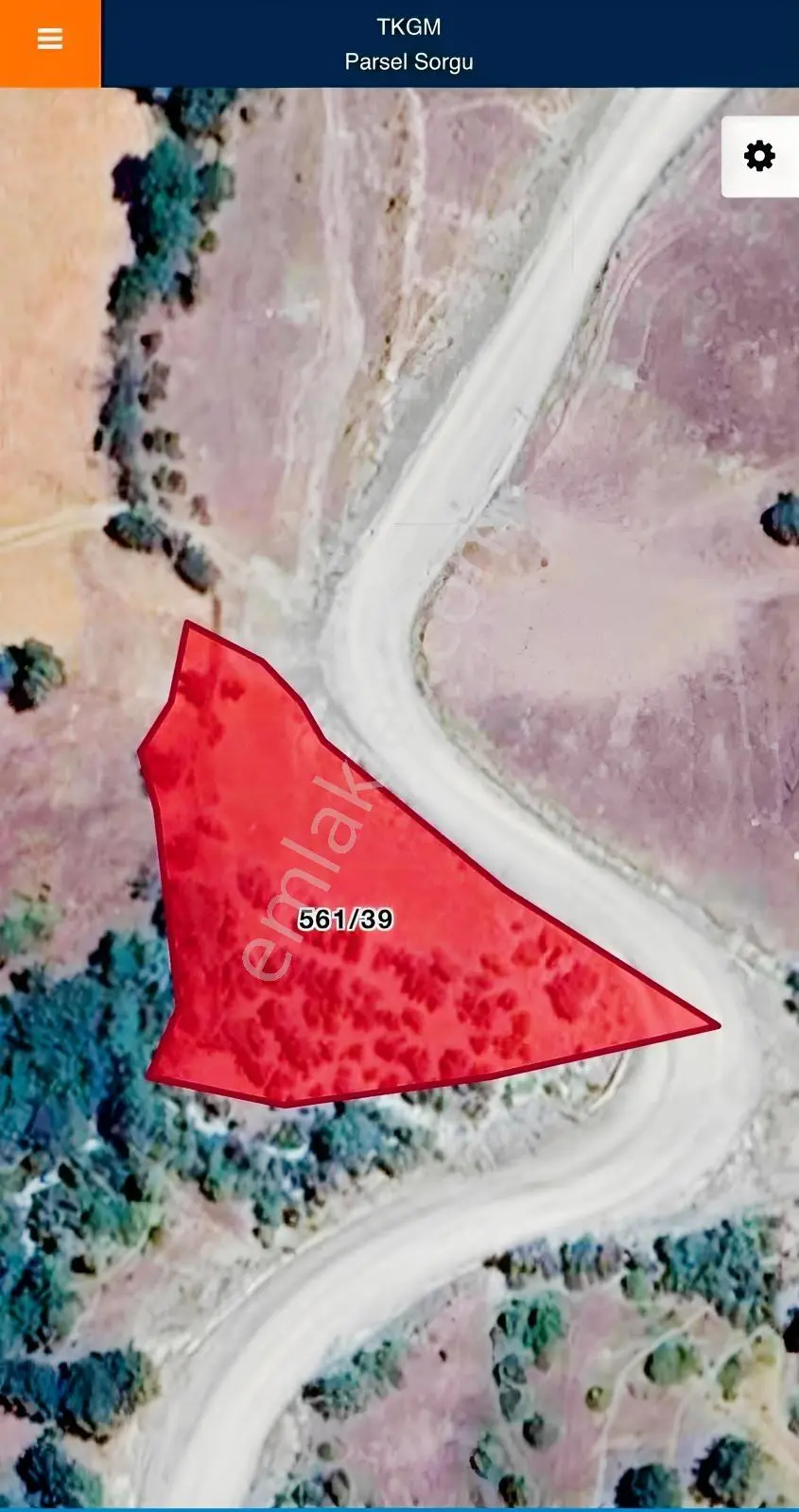 Balcity-Havran Kocaseyit'De 1.745 M² Asfalta Cephe Satılık Tarla