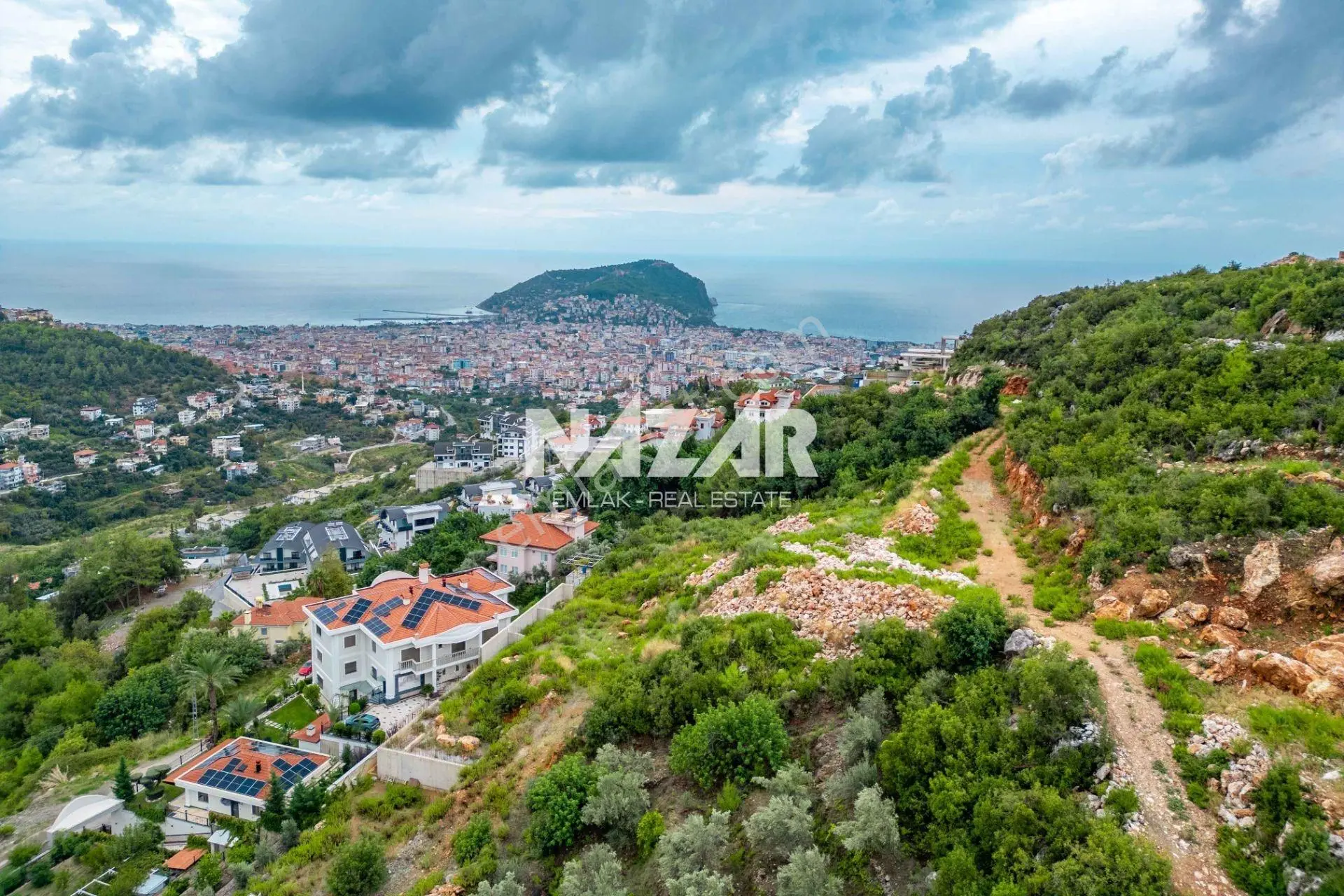 Alanya Tepe’de 2.184 M2 Deniz Manzaralı İmarlı Arsa — fotoğraf 17